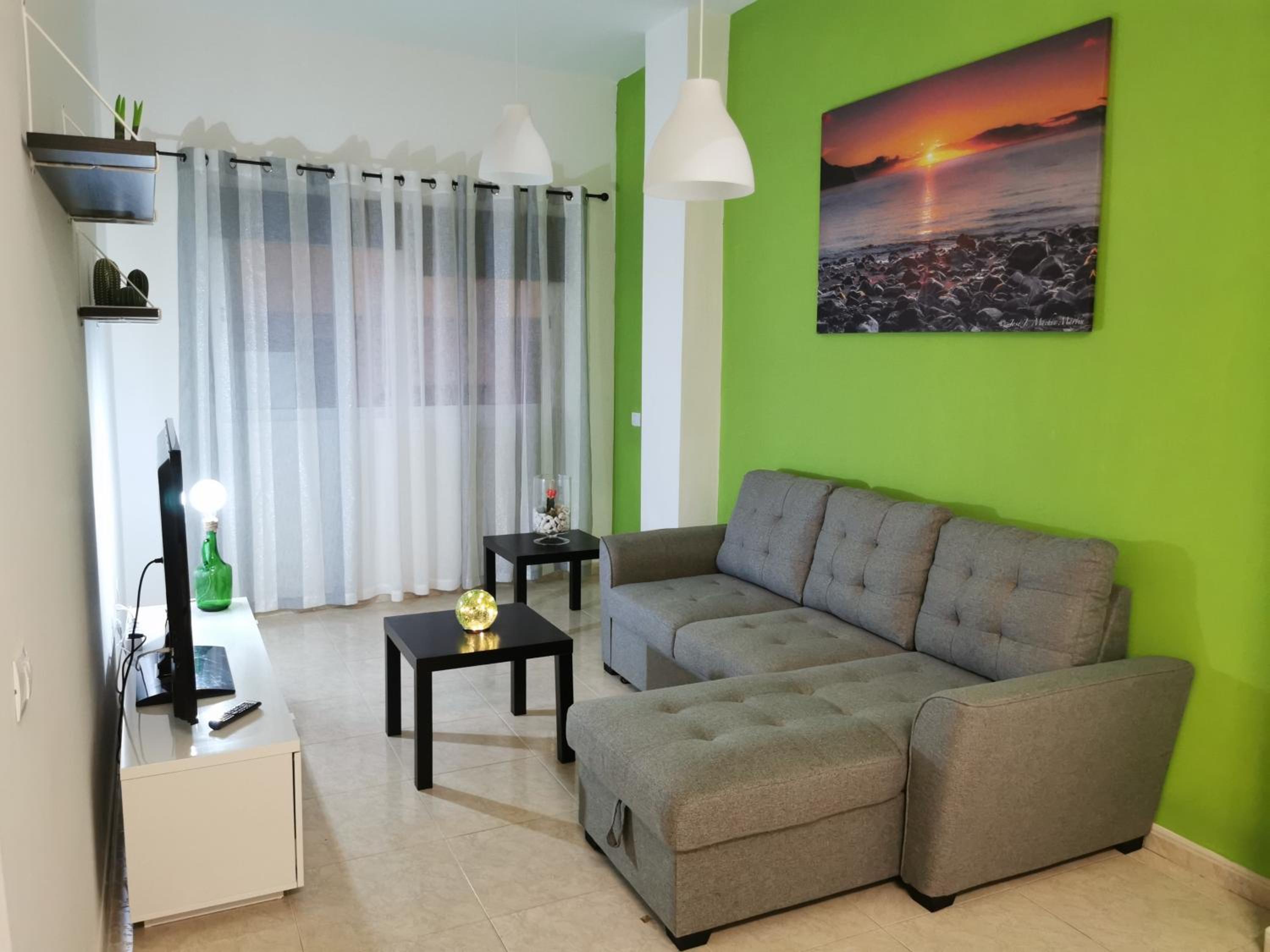 One-Bedroom Apartment photo 3