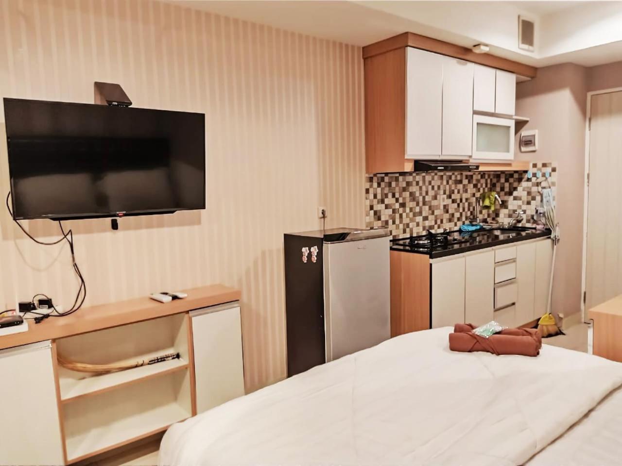 Studio Apartment - Photo 15