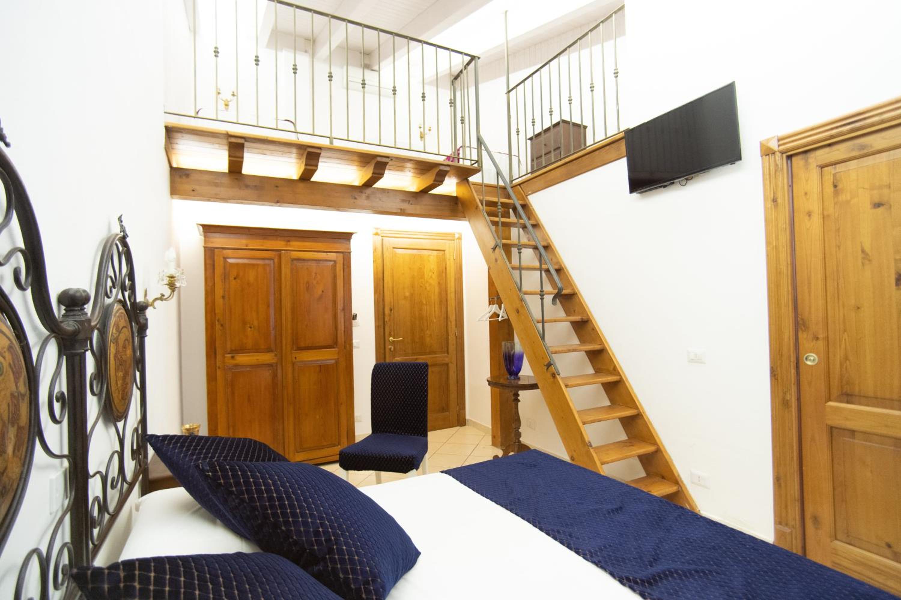 Superior Quadruple Room with Mezzanine photo 2