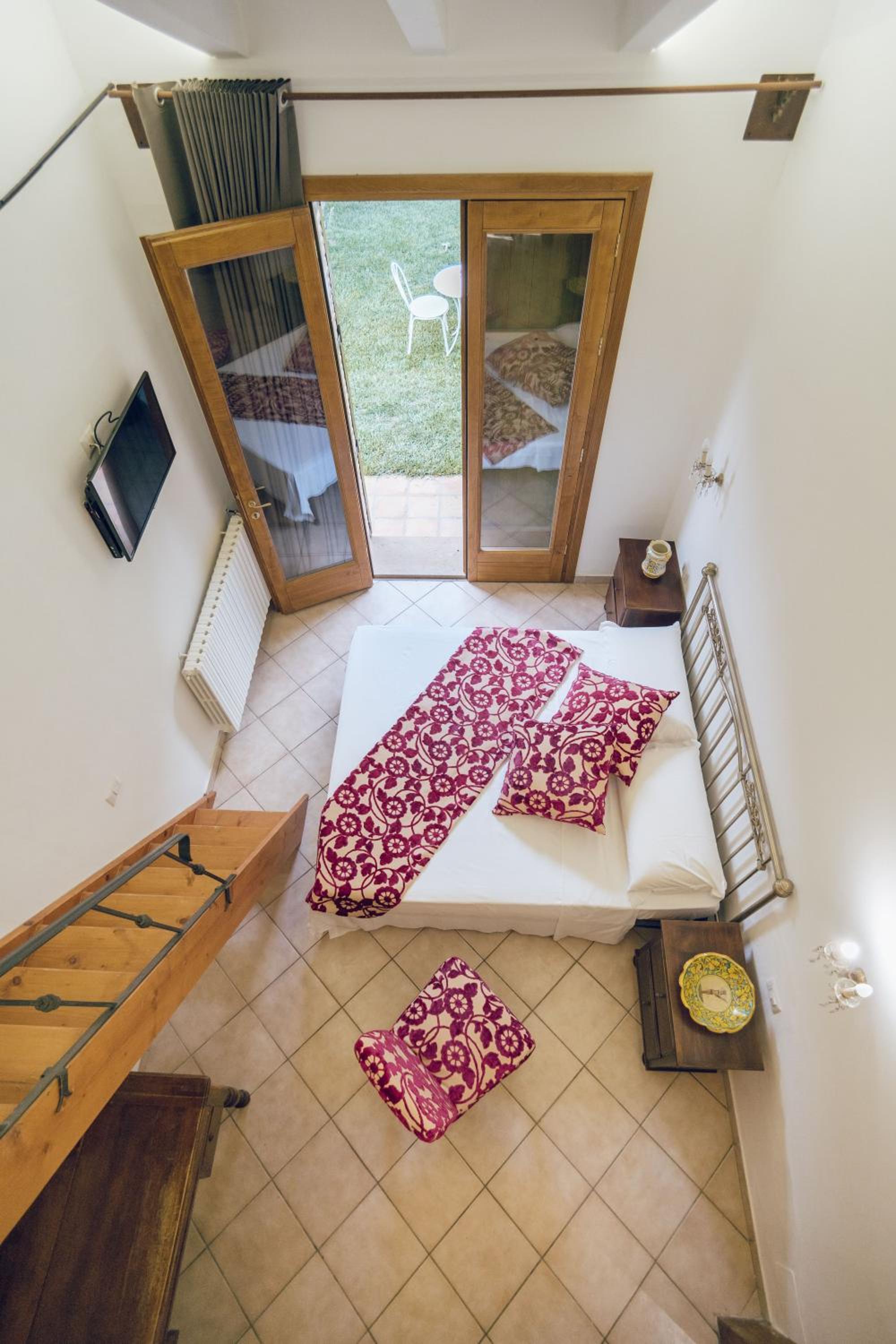 Superior Triple Room with Mezzanine photo 3