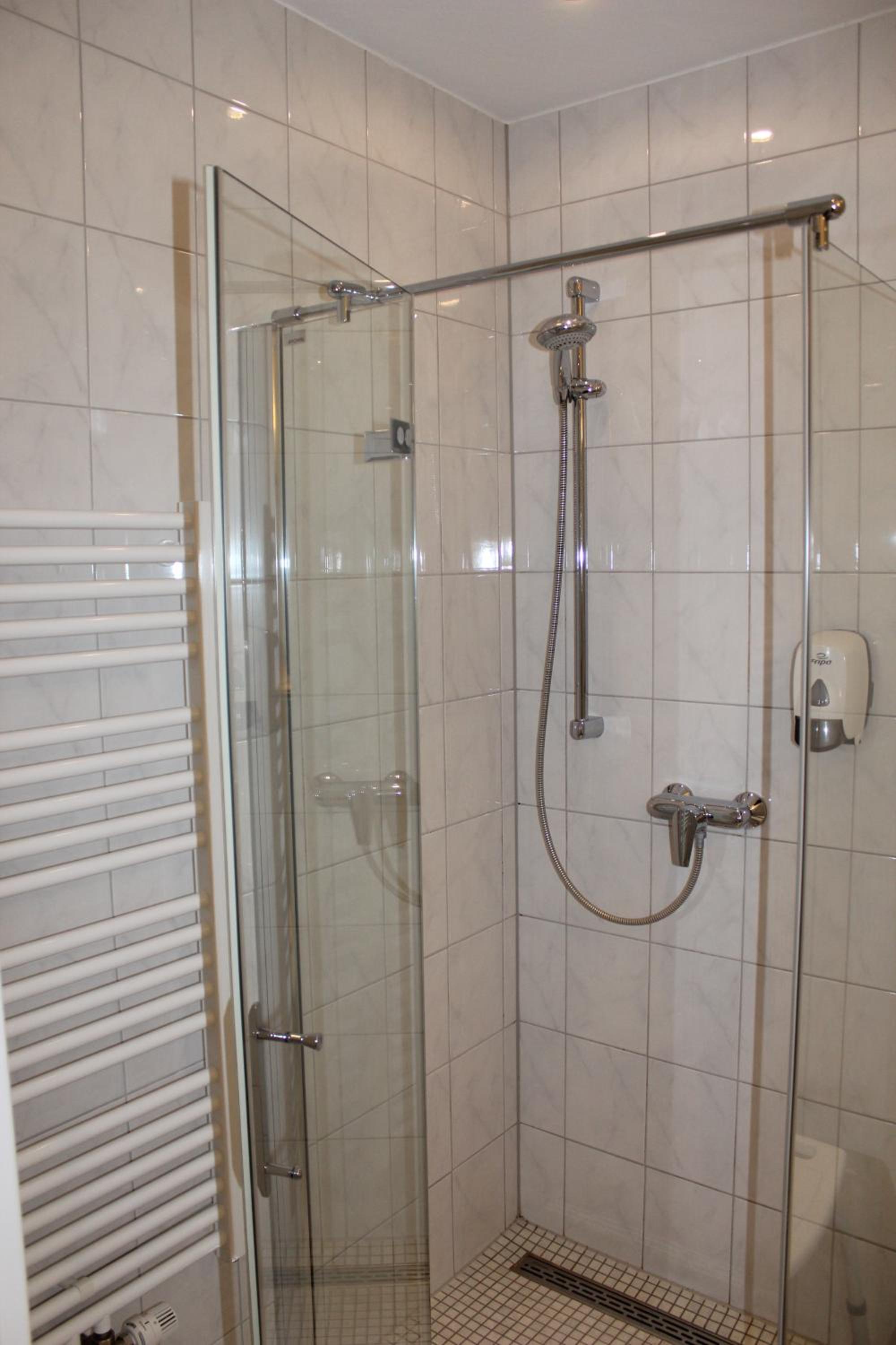 Double Room - Photo 5