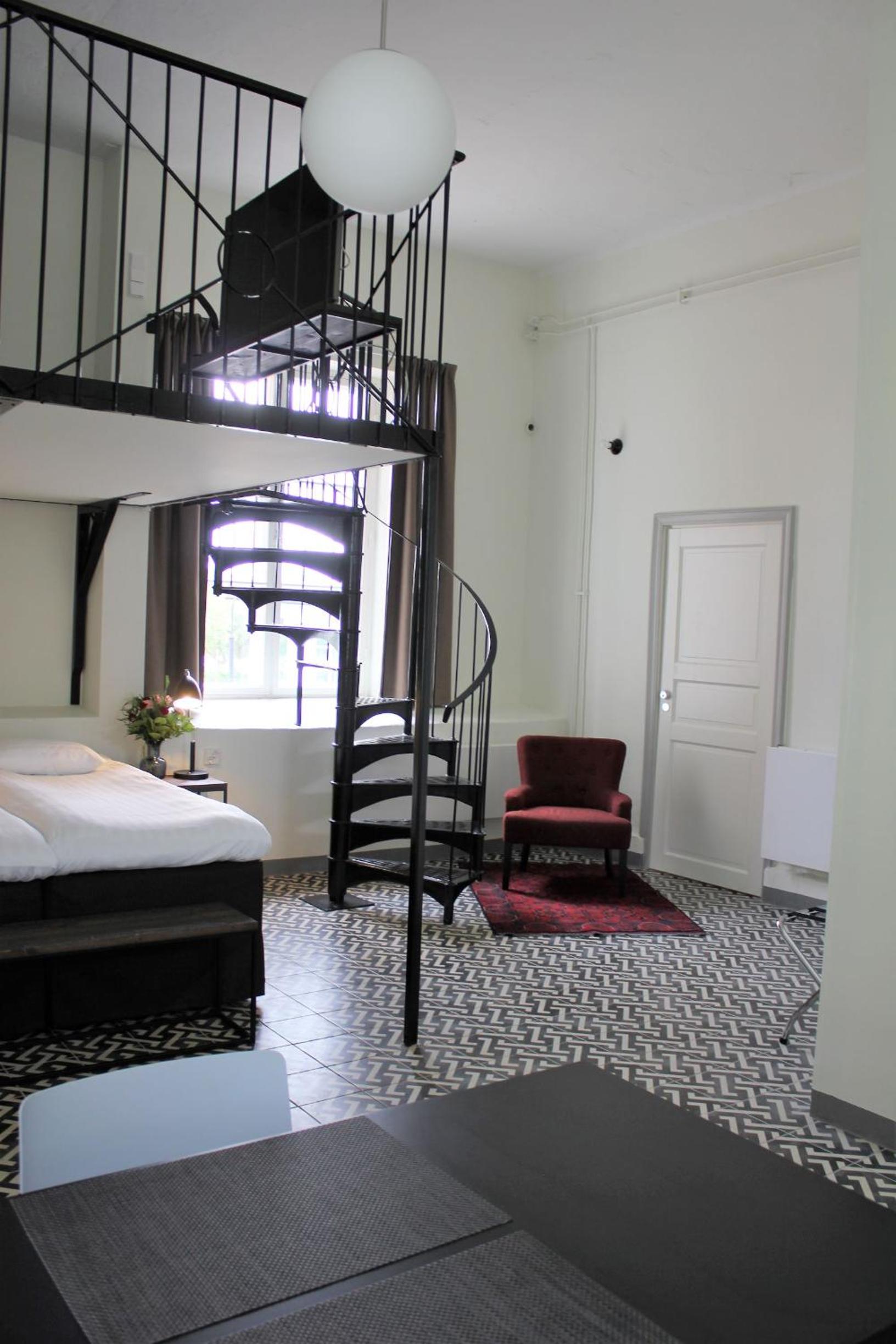 Double or Twin Room - Photo 1