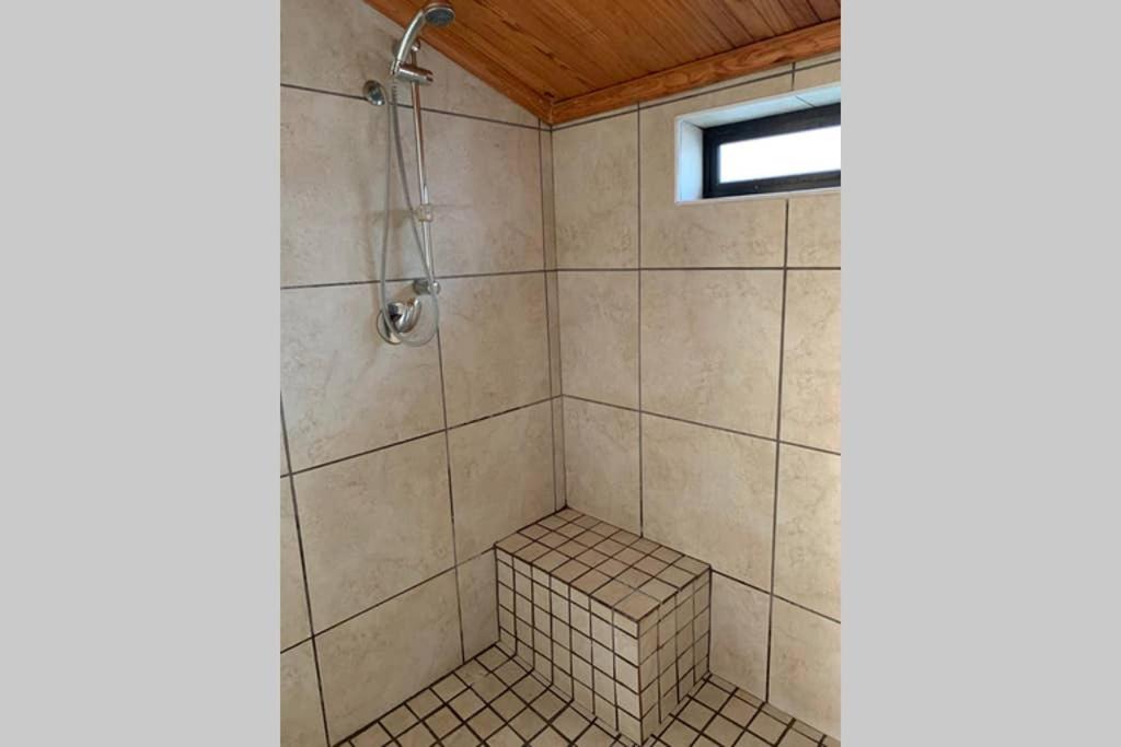 Two-Bedroom House - Photo 42