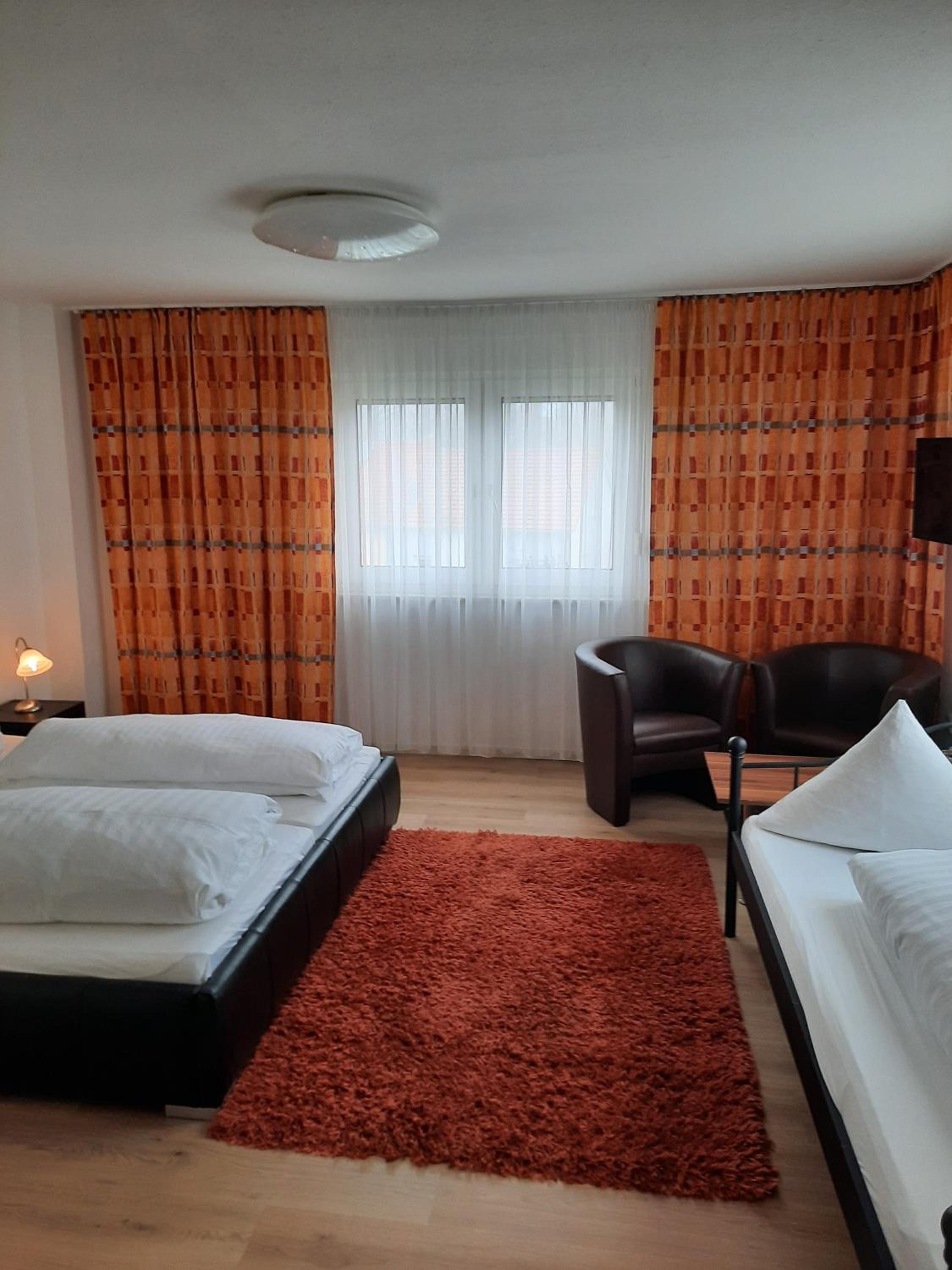 Triple Room - Photo 1