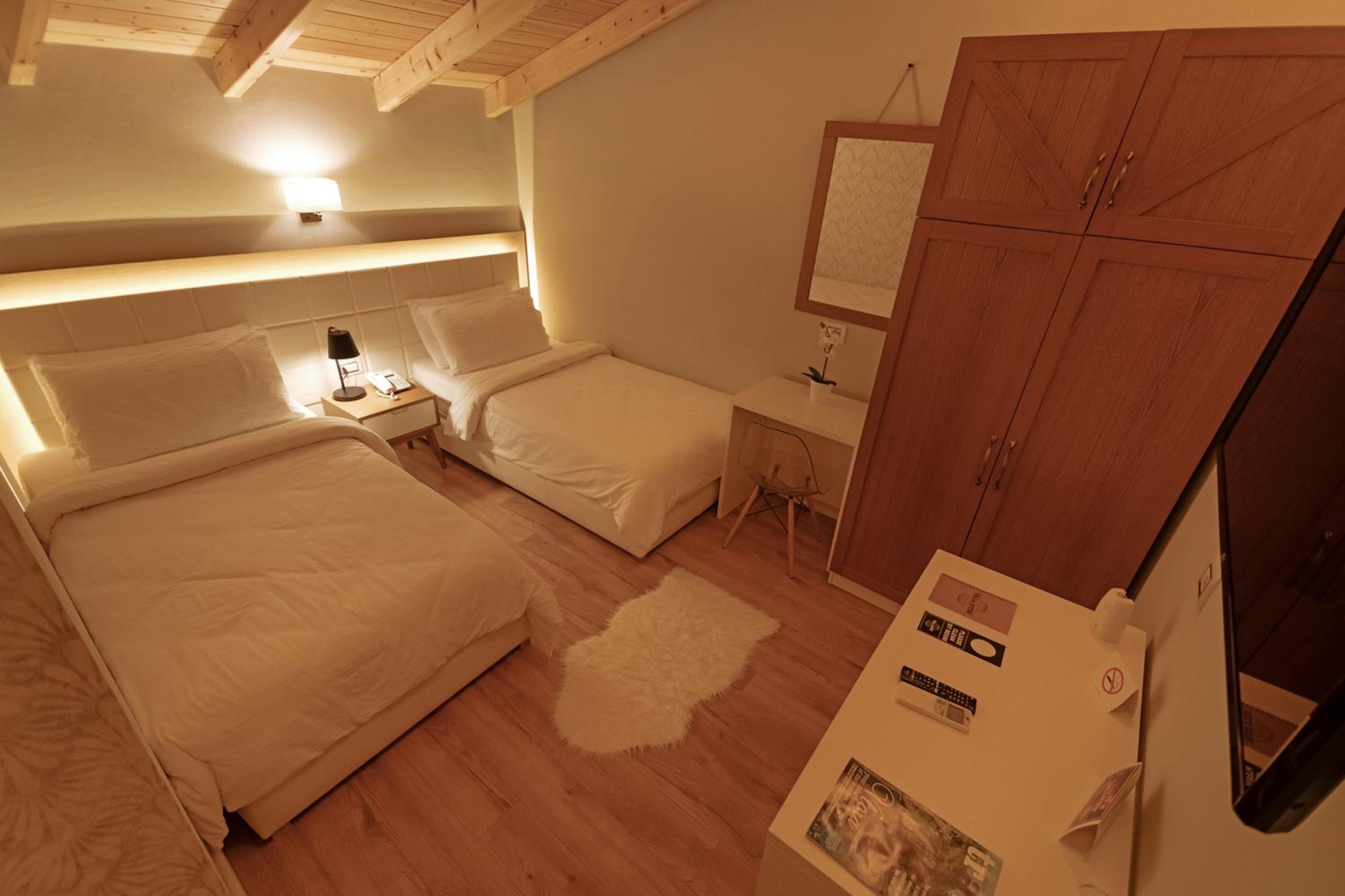 Deluxe Double or Twin Room with Balcony