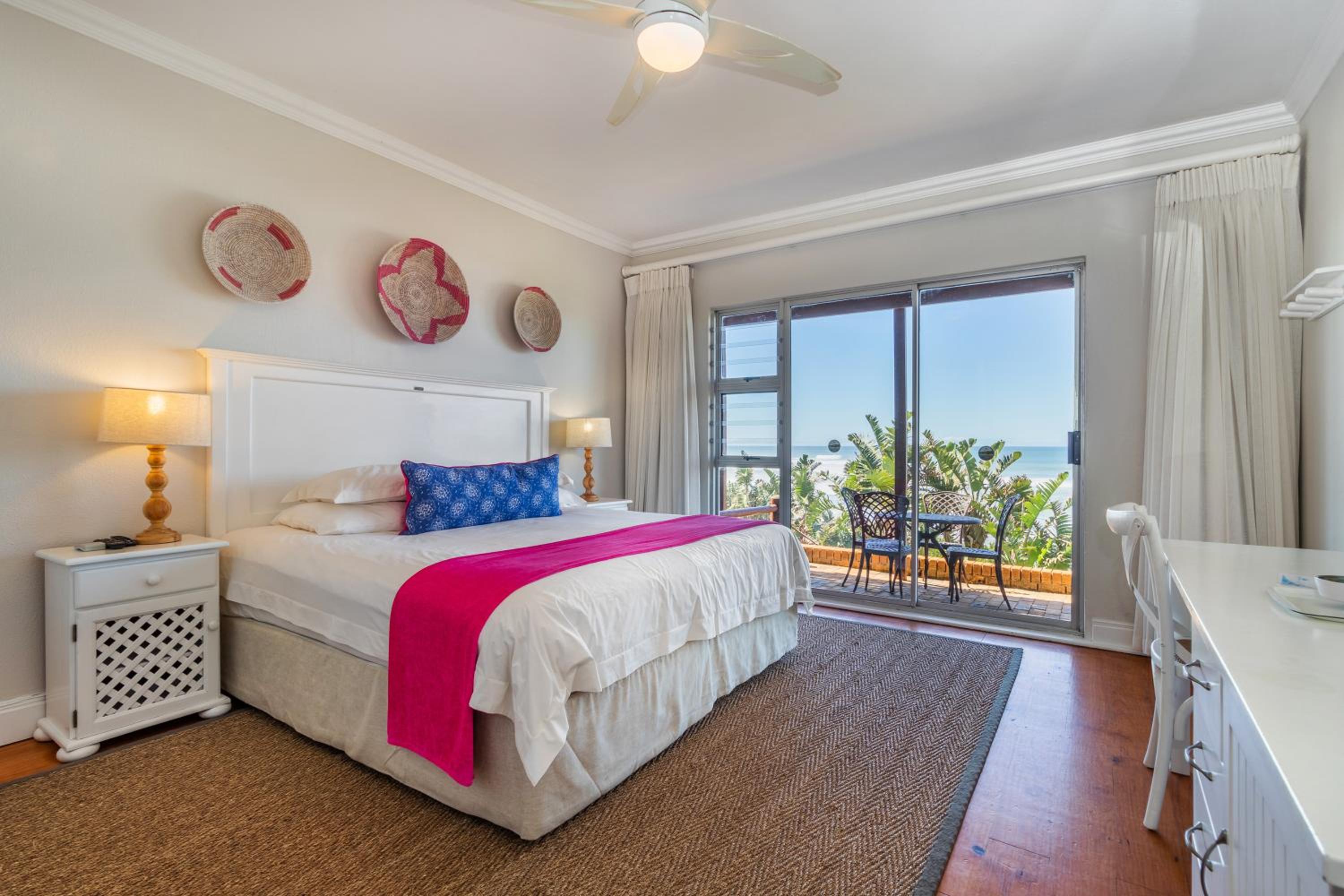 Deluxe Suite with Sea View