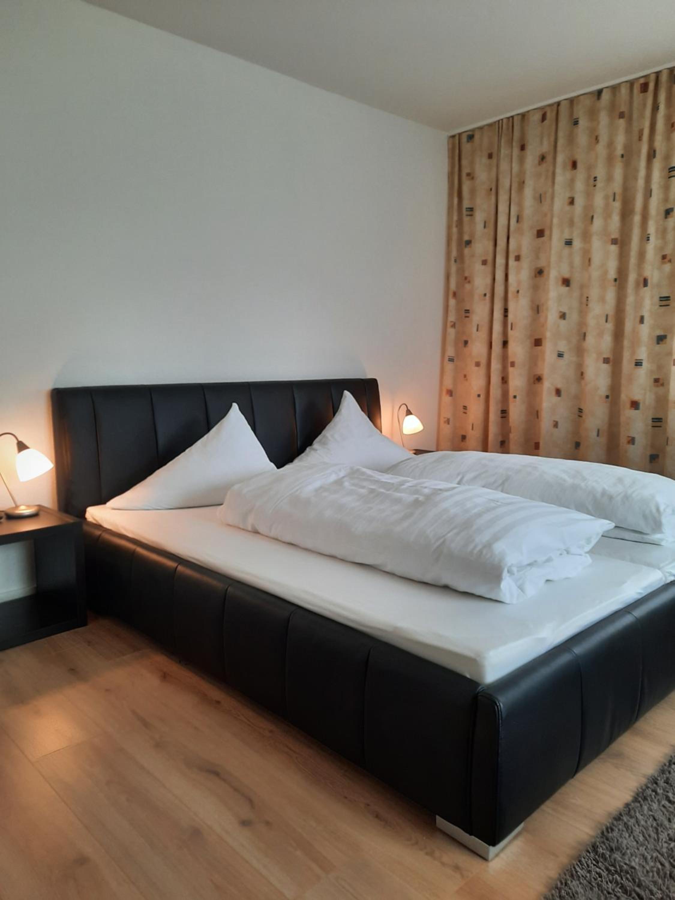 Double Room - Photo 7