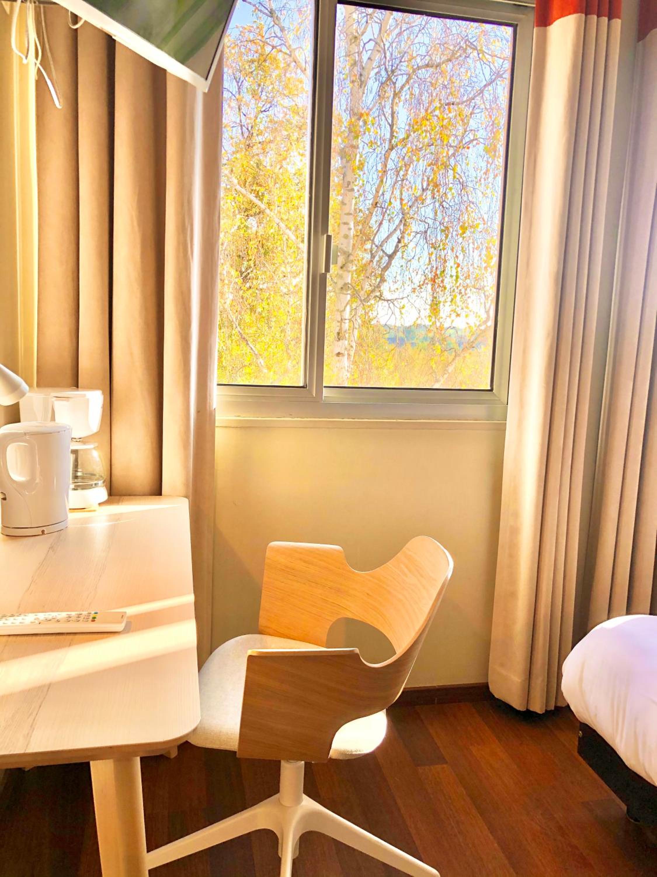 Studio with Double Bed - Photo 13