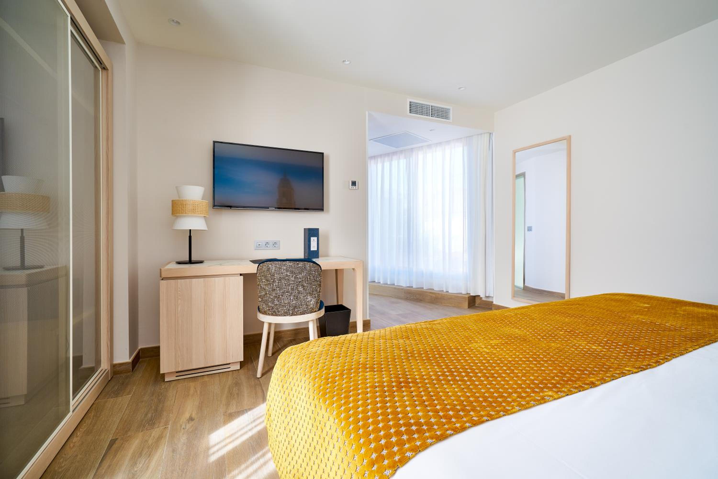 Superior Double Room with Terrace