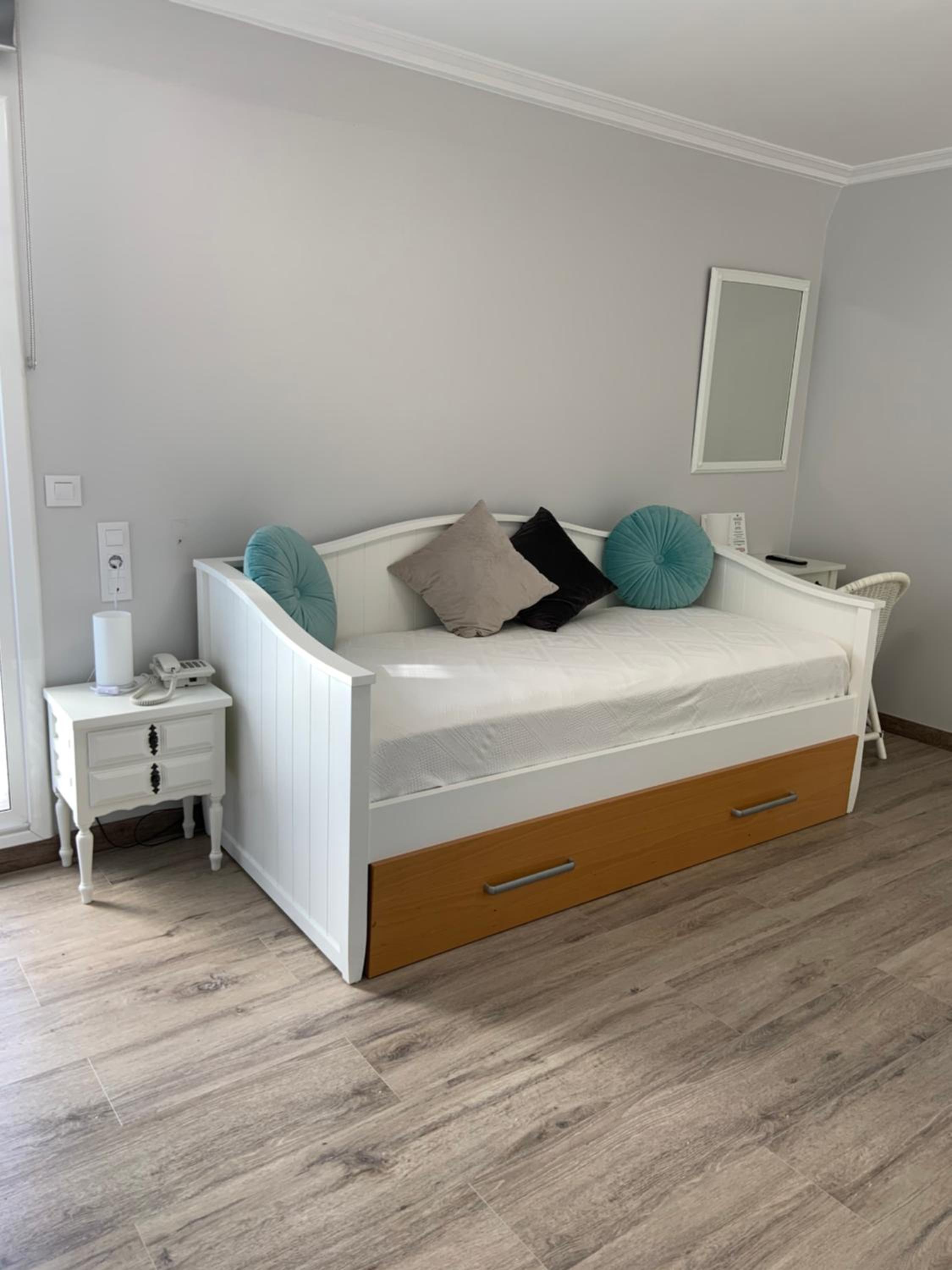 Family Room photo 2