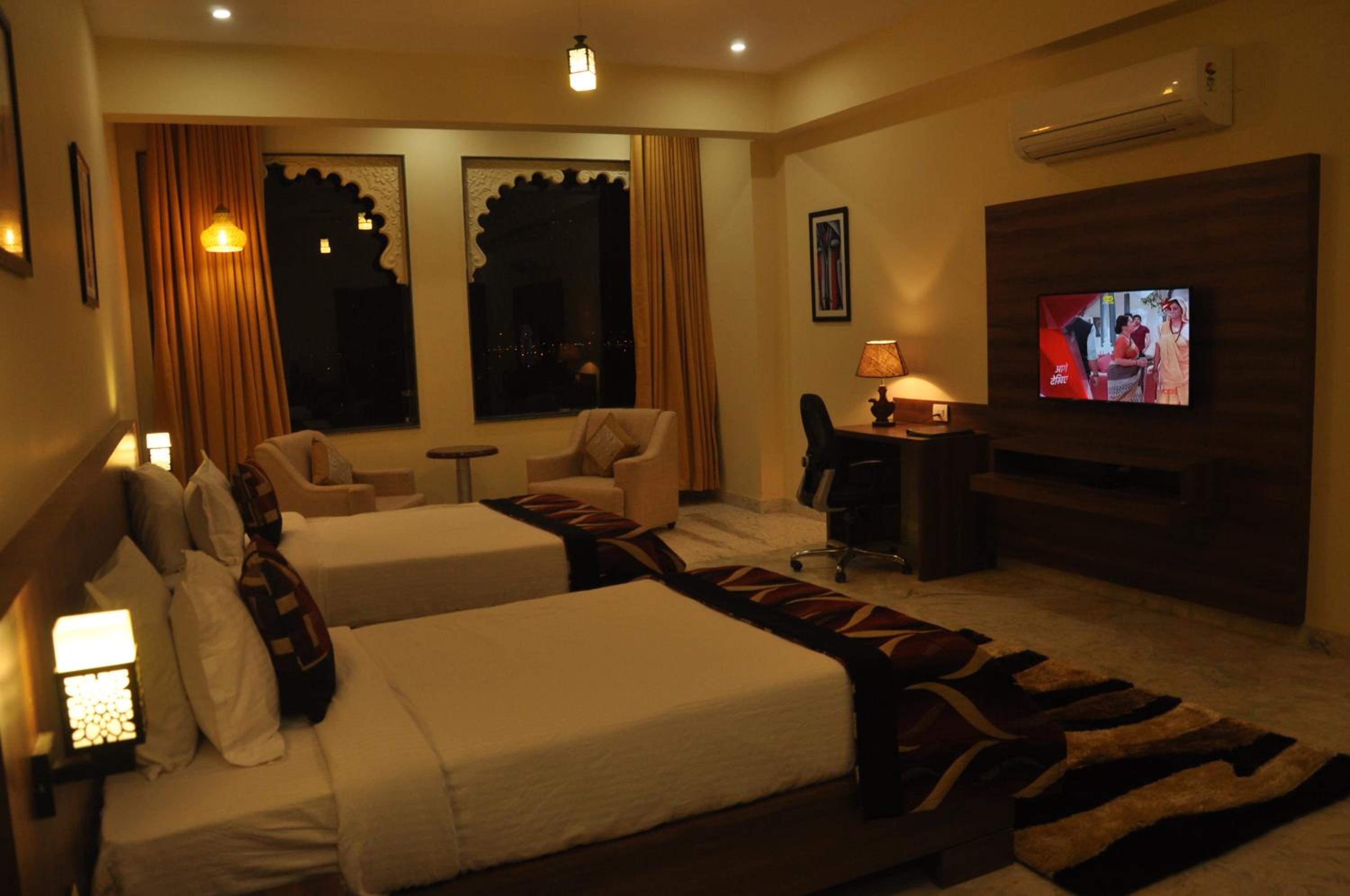Premier Twin Room - Photo 6