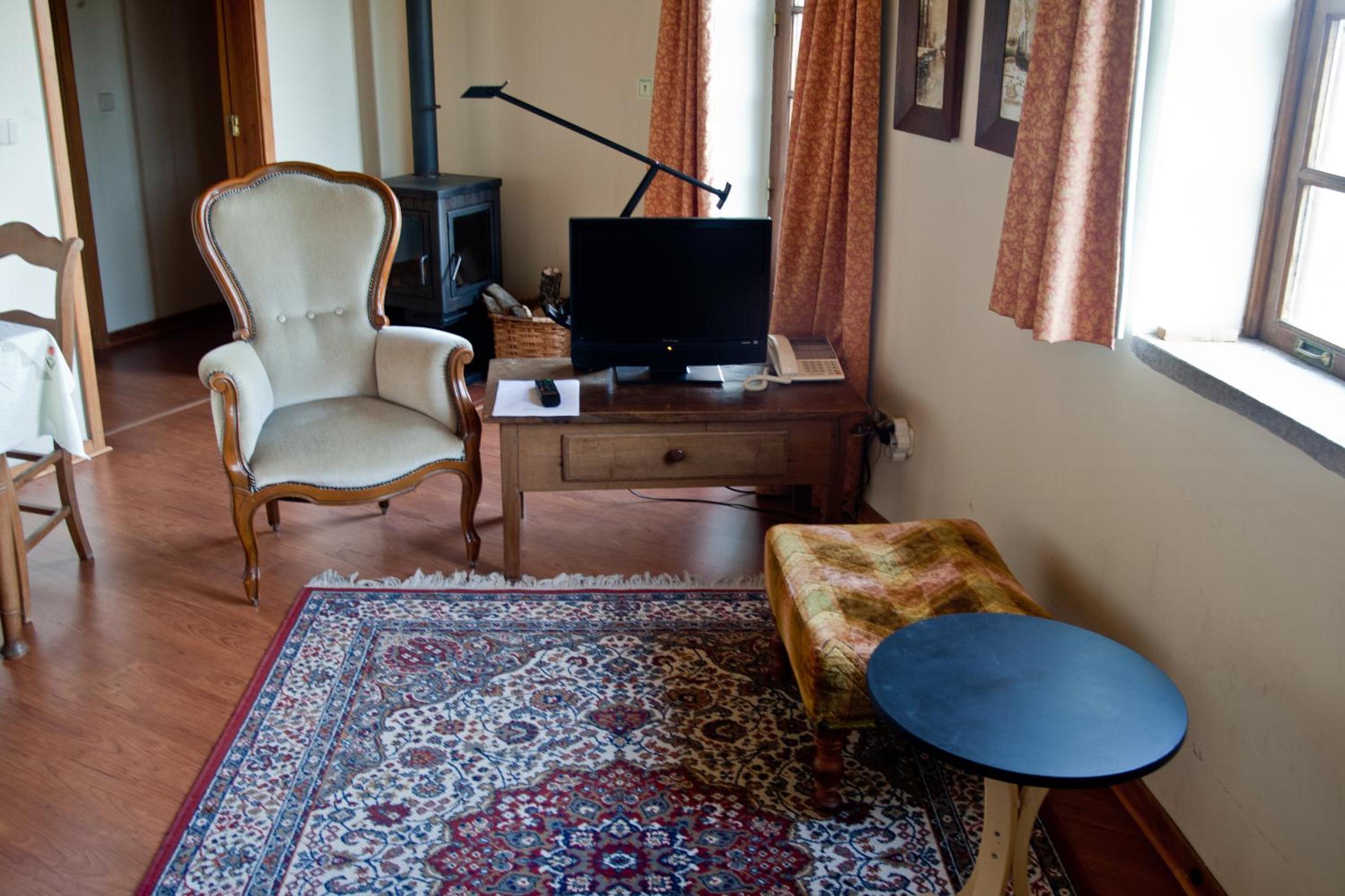 Two-Bedroom Apartment (4 Adults)