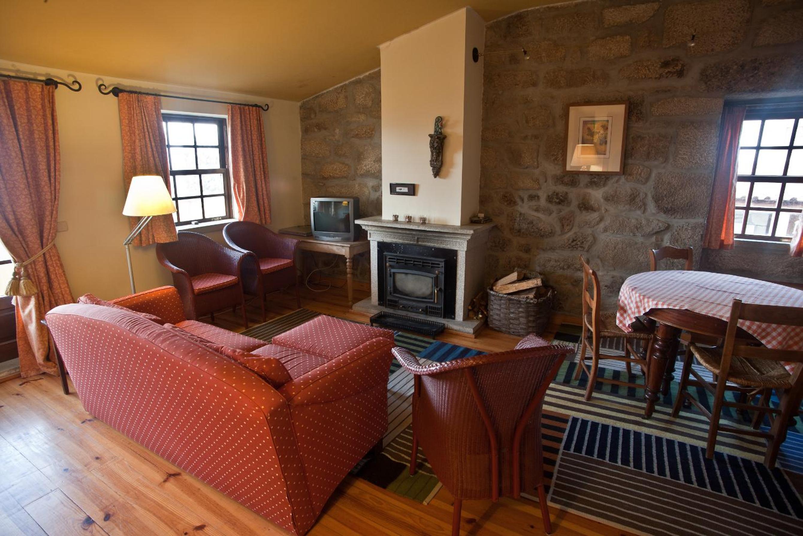 Three-Bedroom Apartment - Photo 1