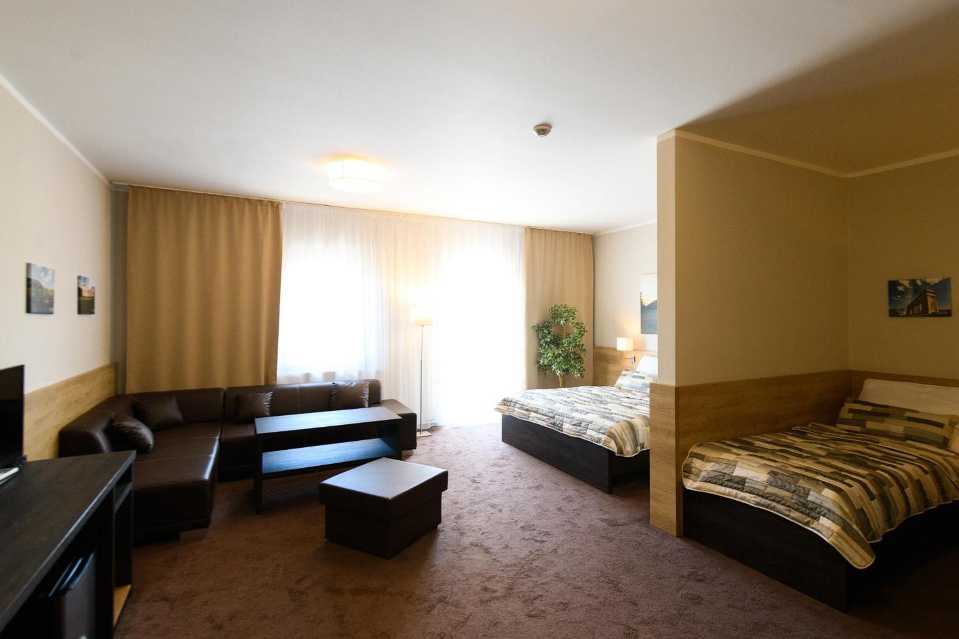 Quadruple Room with Terrace