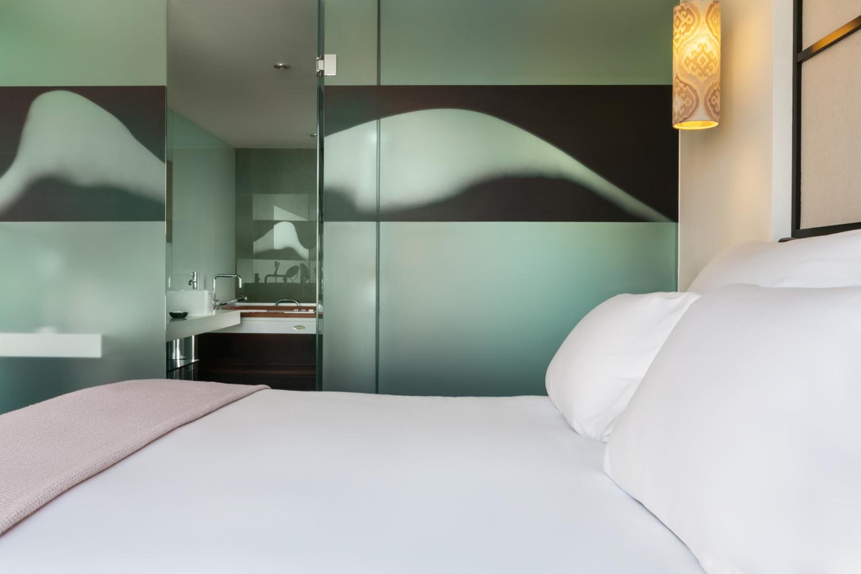 Spa Suite - Photo 1