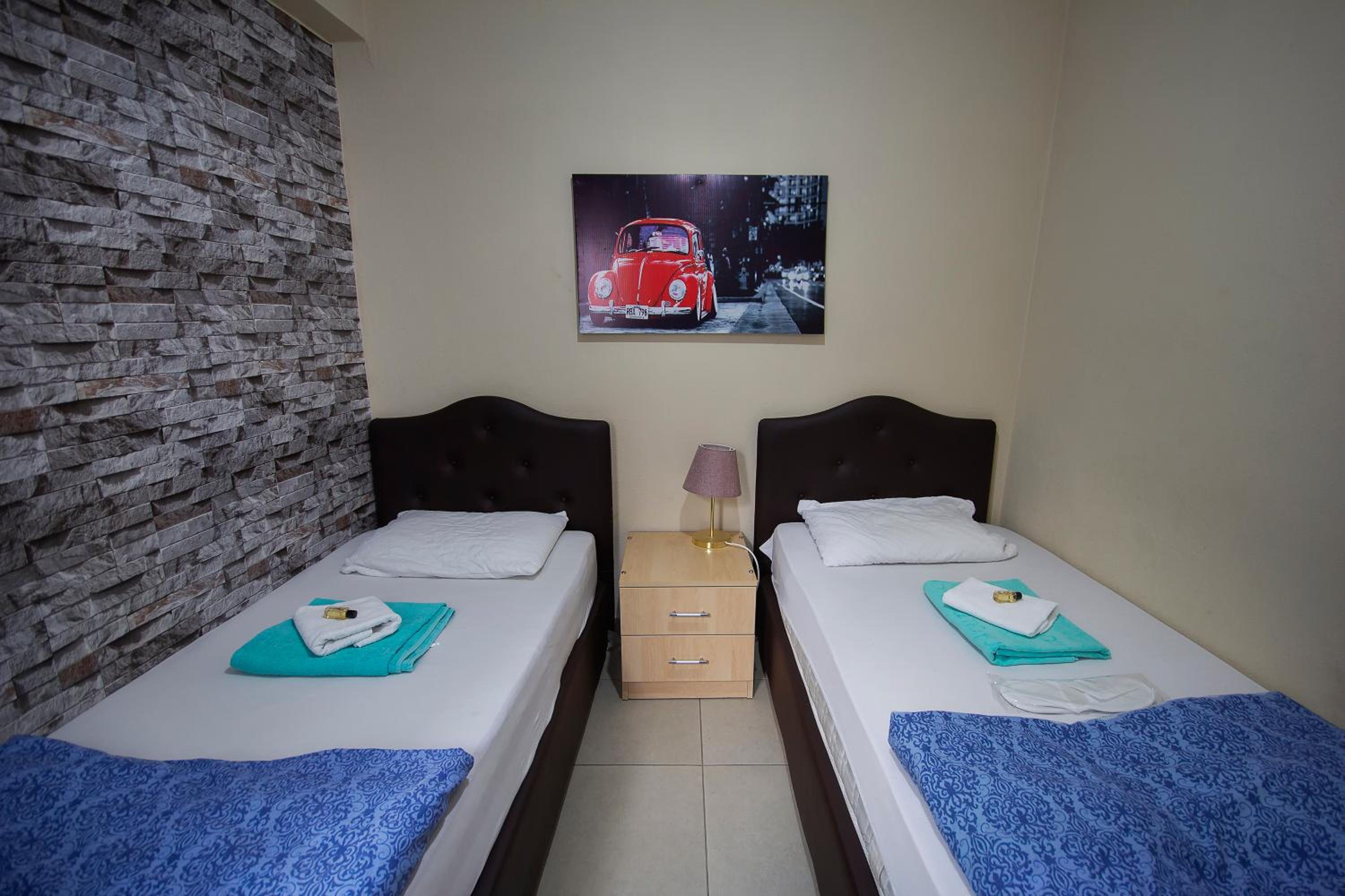 Budget Double Room photo 3