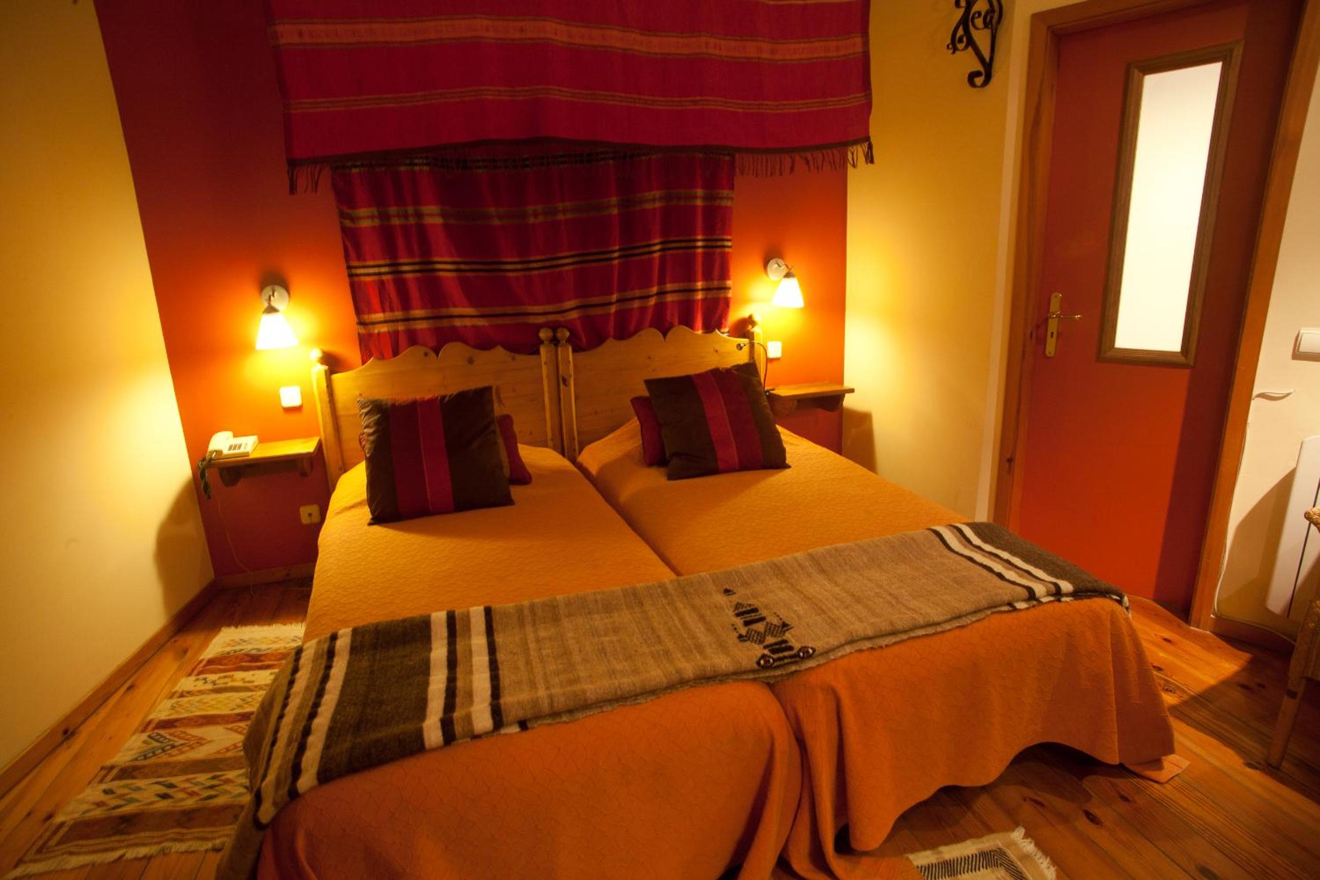 Standard Double Room - Photo 6