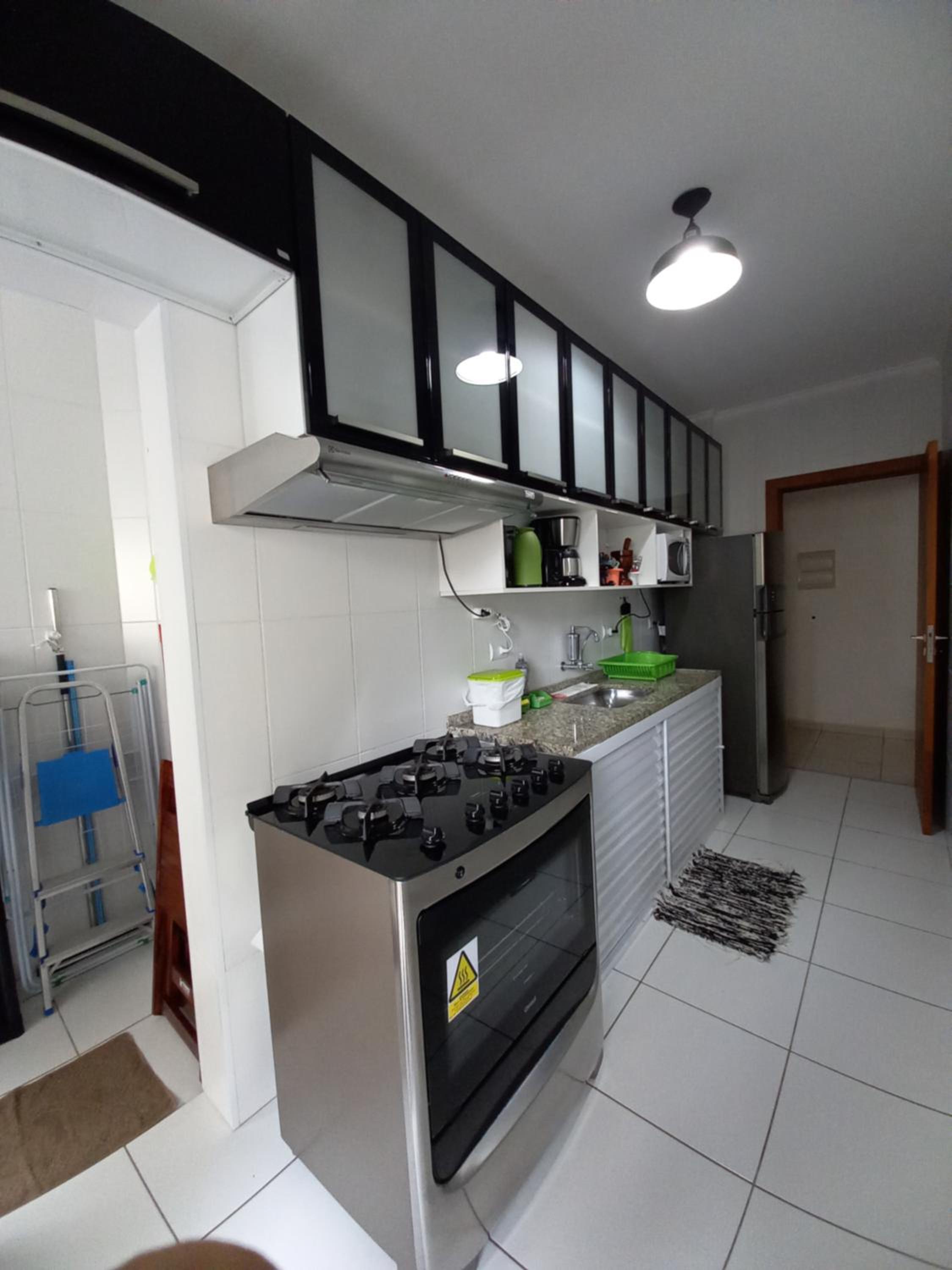 Apartment with Balcony - Photo 35
