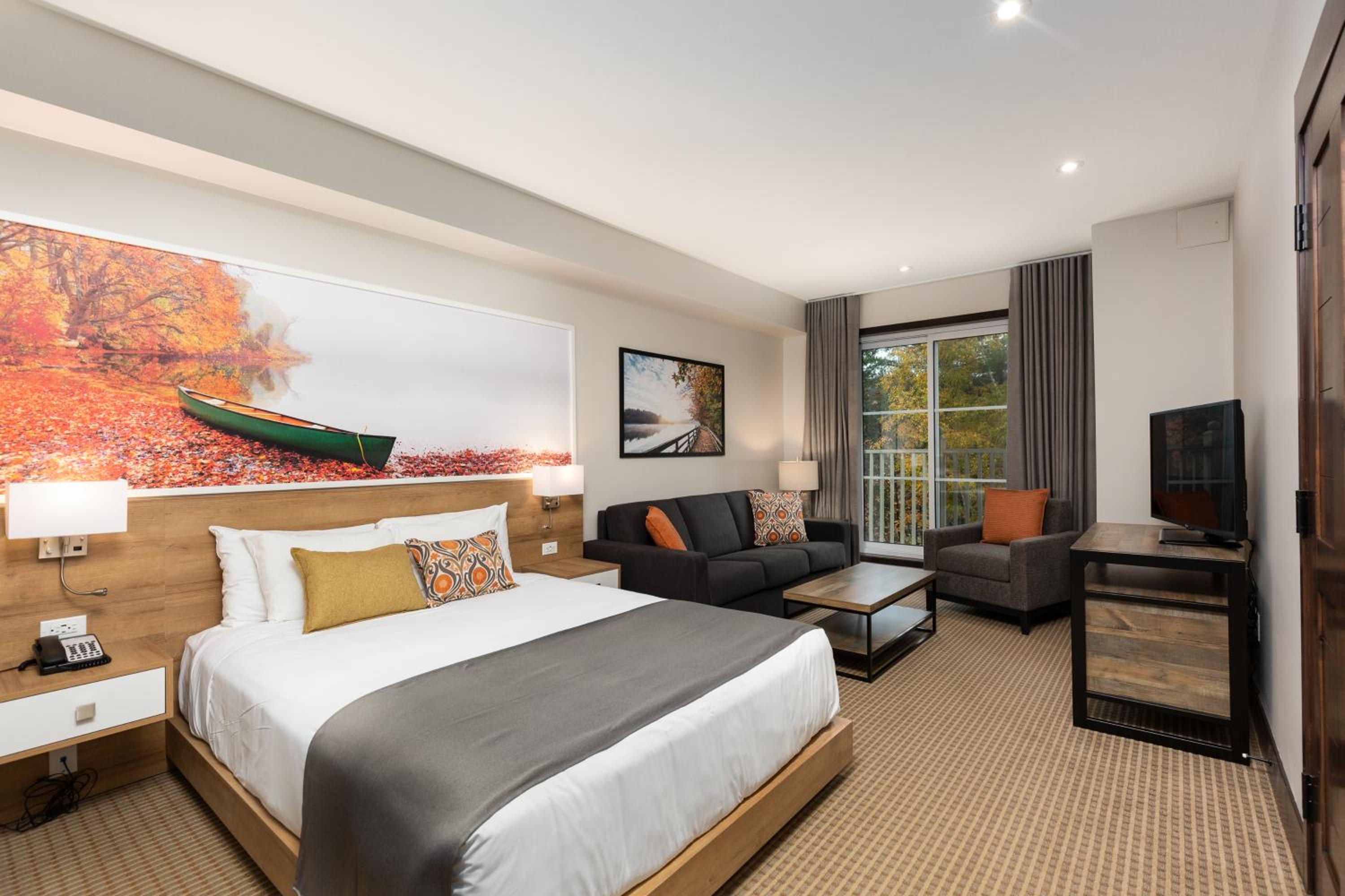 Standard Queen Room