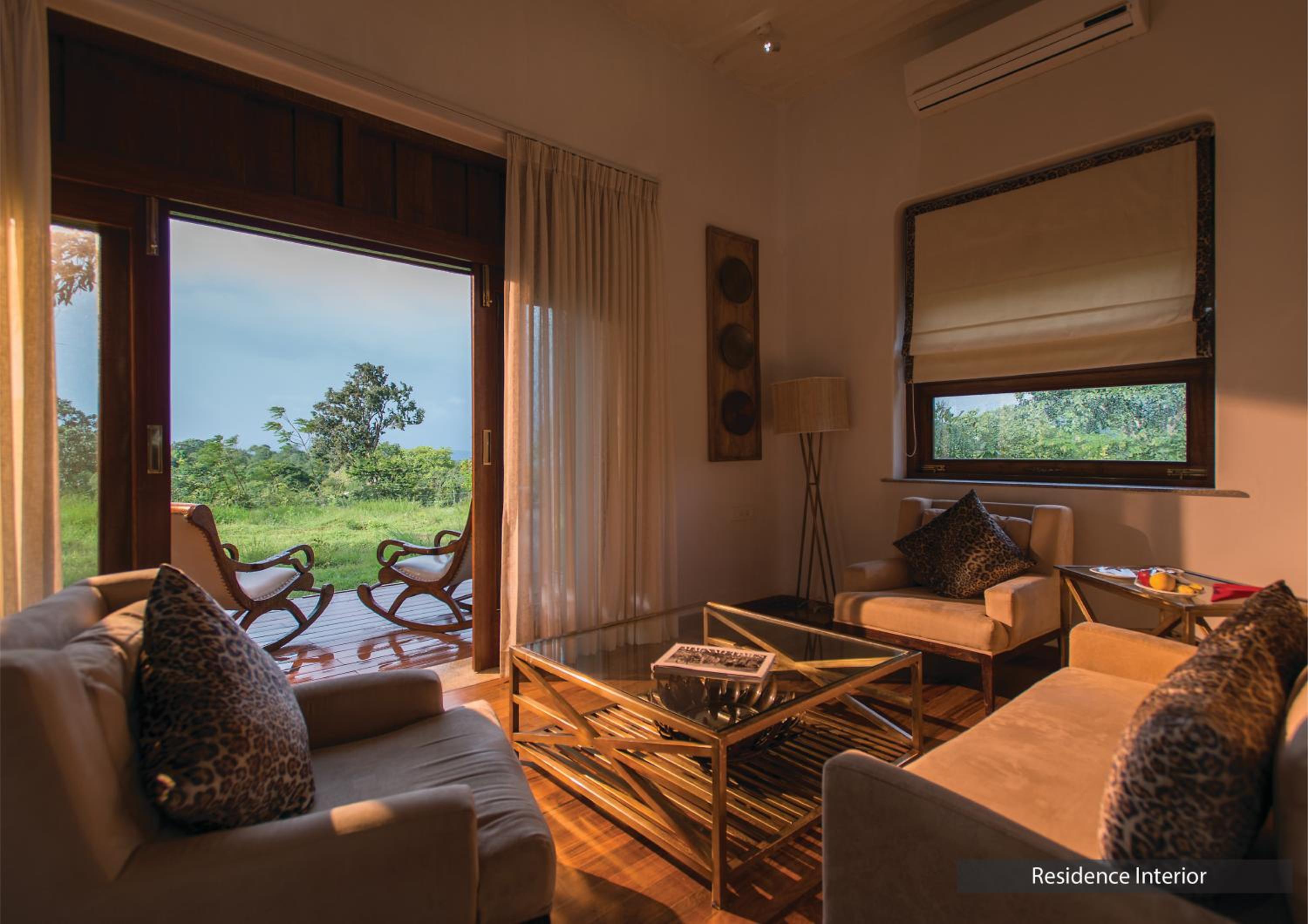 Superior Double or Twin Room with Mountain View photo 3