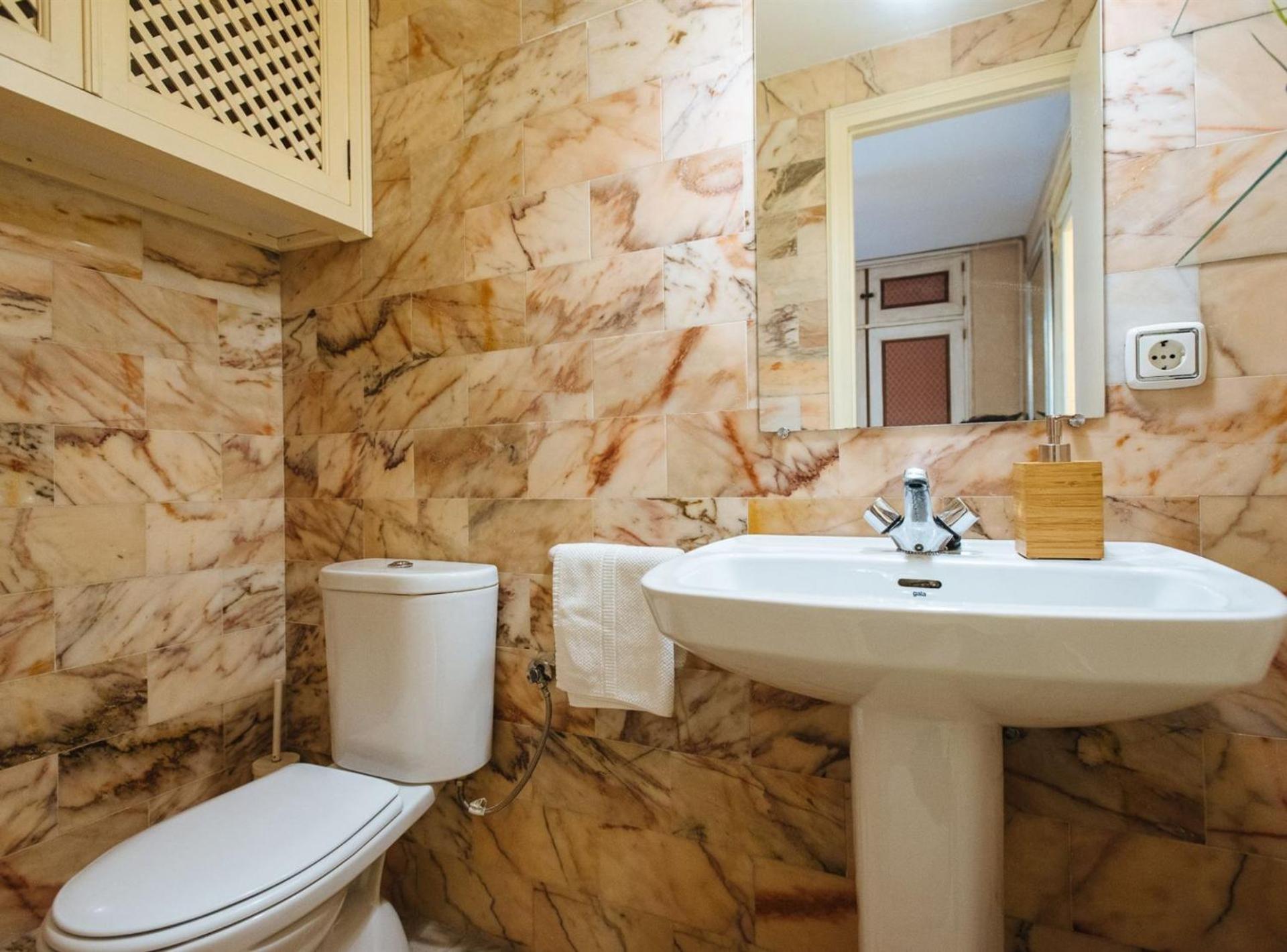 Duplex Apartment - Photo 6