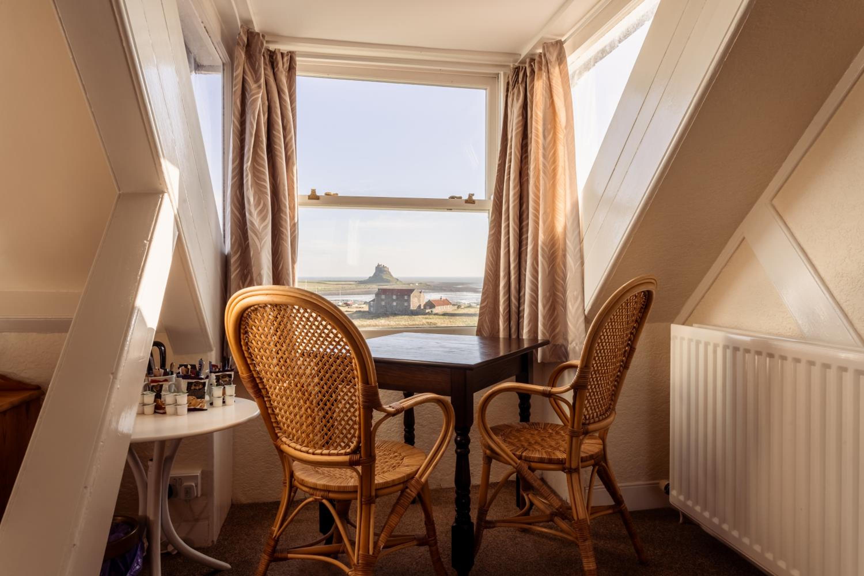 Family Room with Sea View - Photo 5