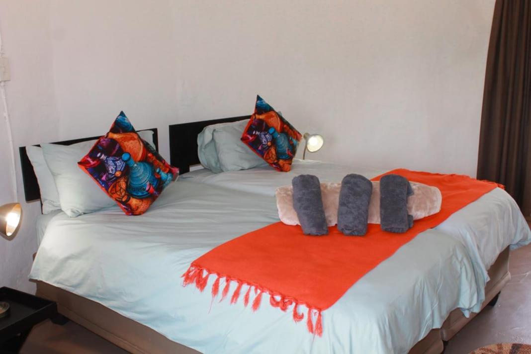 Standard Double Room - Photo 6