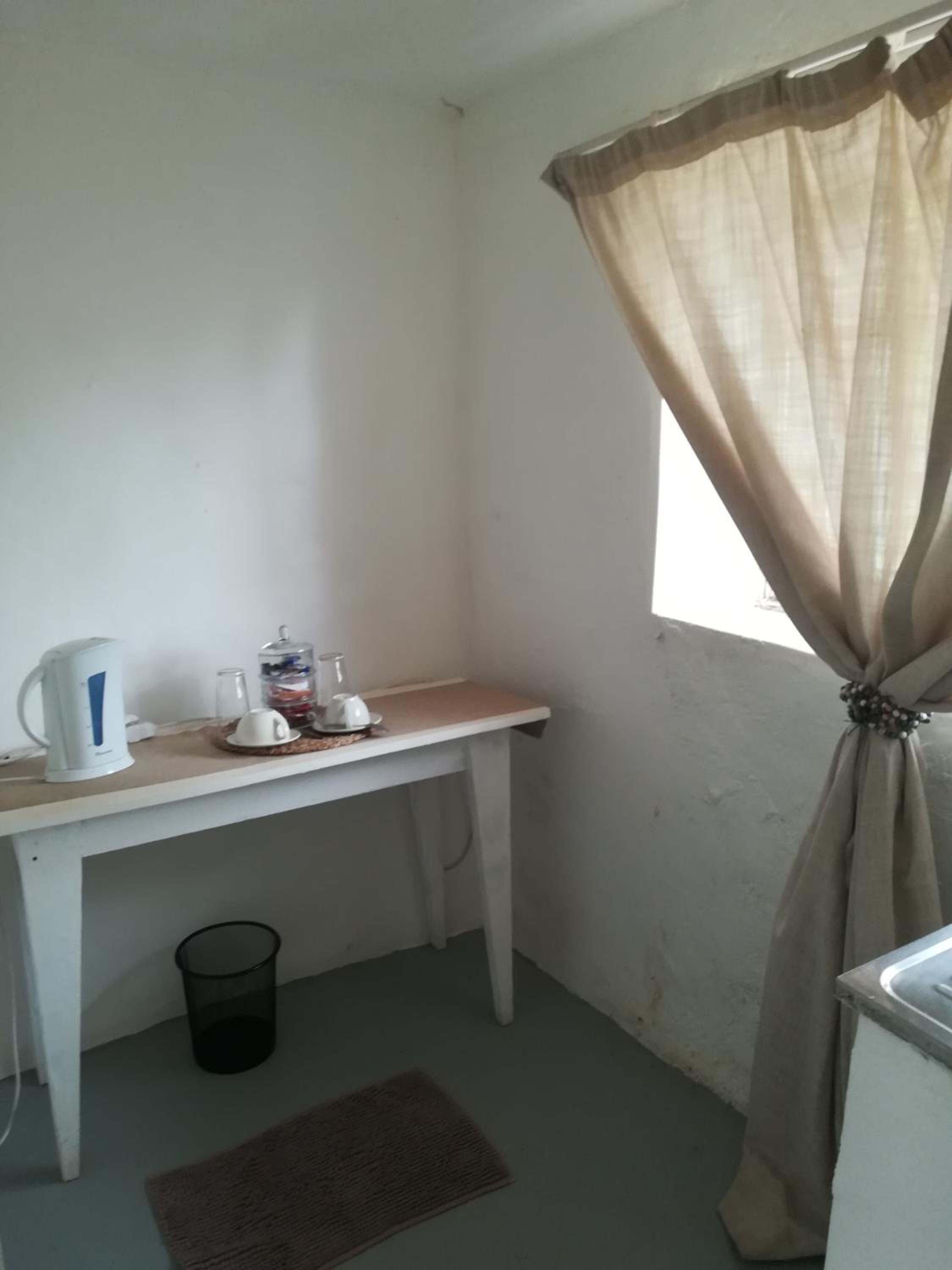 Standard Double Room - Photo 4