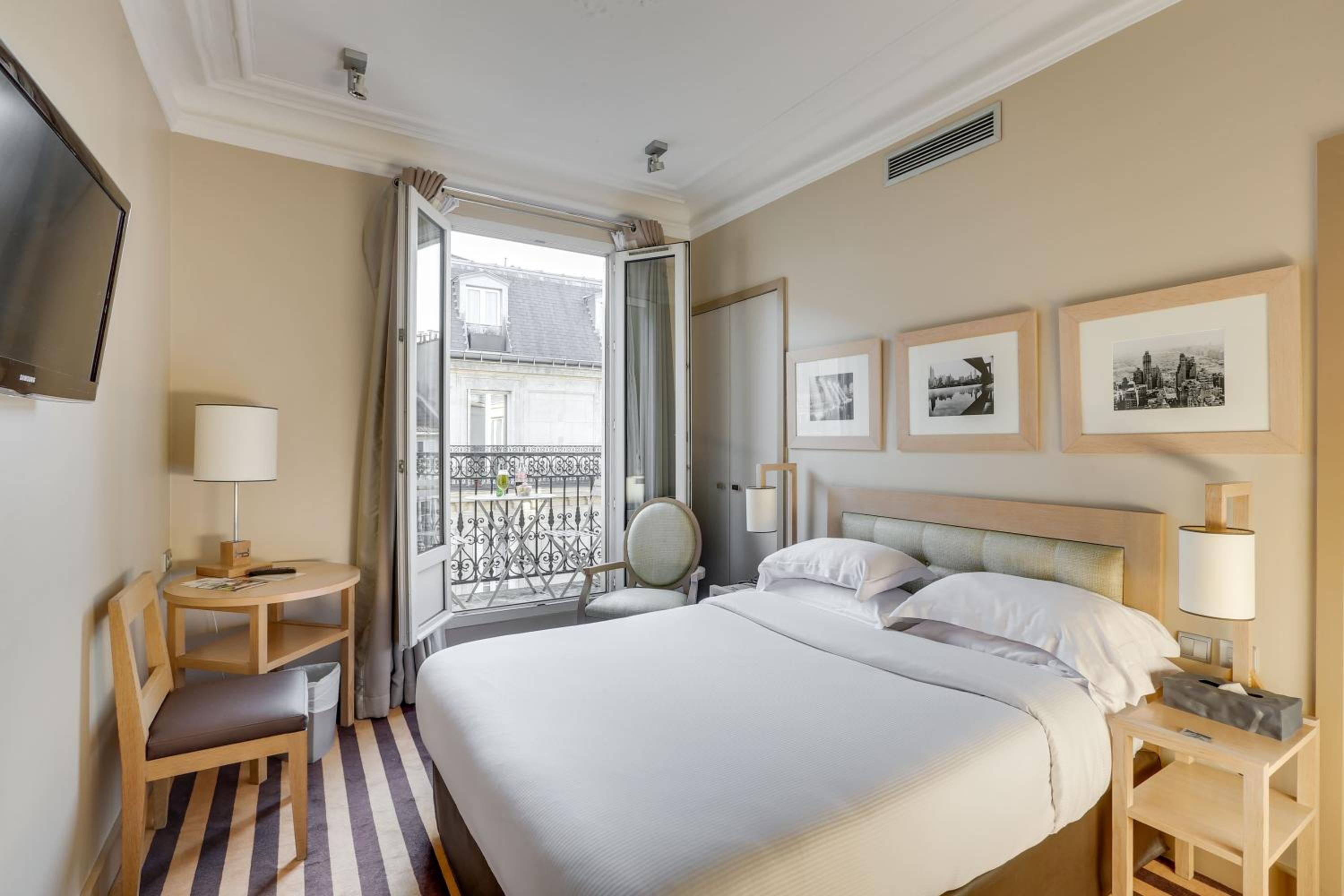 Classic Double Room