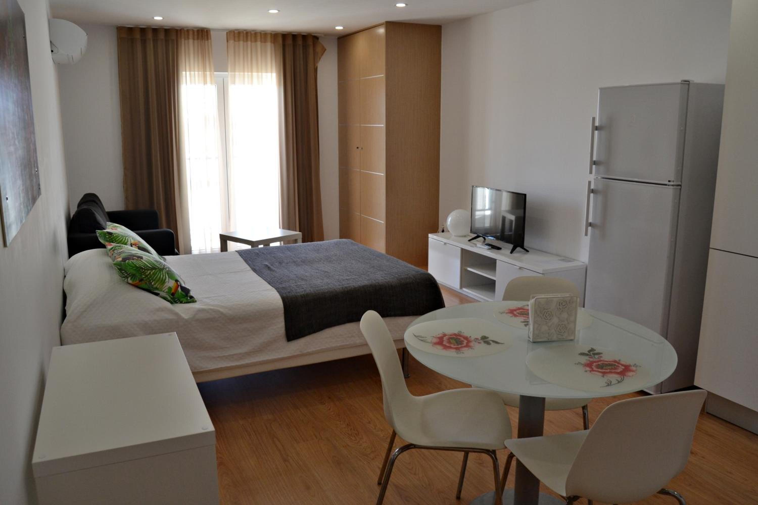 Studio Apartment - Ground Floor
