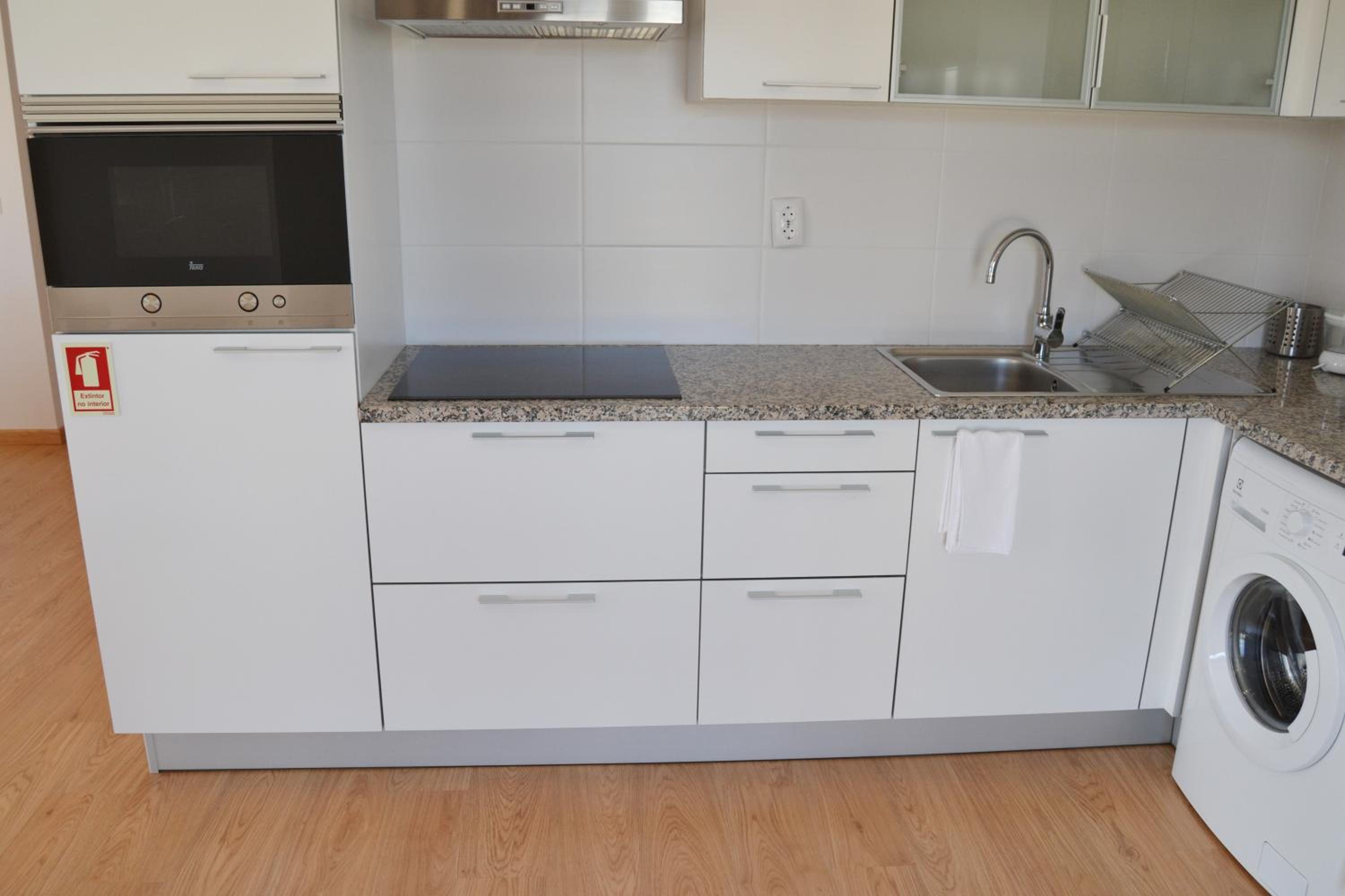 Two Bedroom Apartment - Floor 2 photo 3