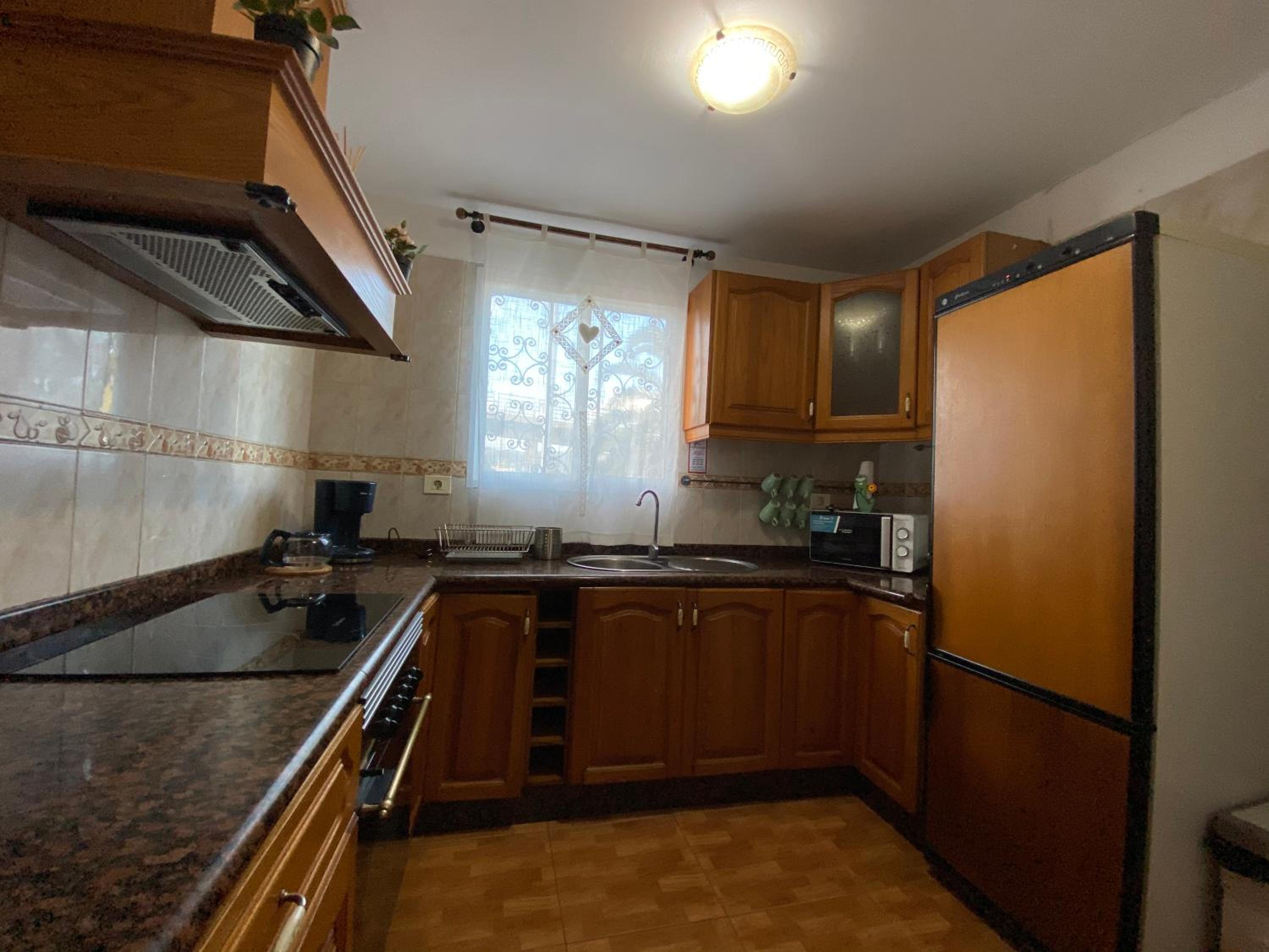Three-Bedroom House - Photo 22