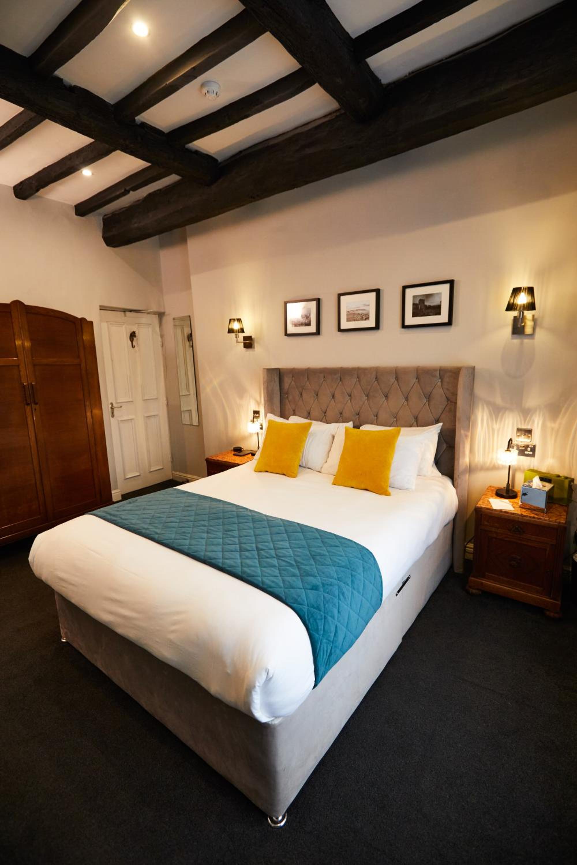 Deluxe Double Room photo 3