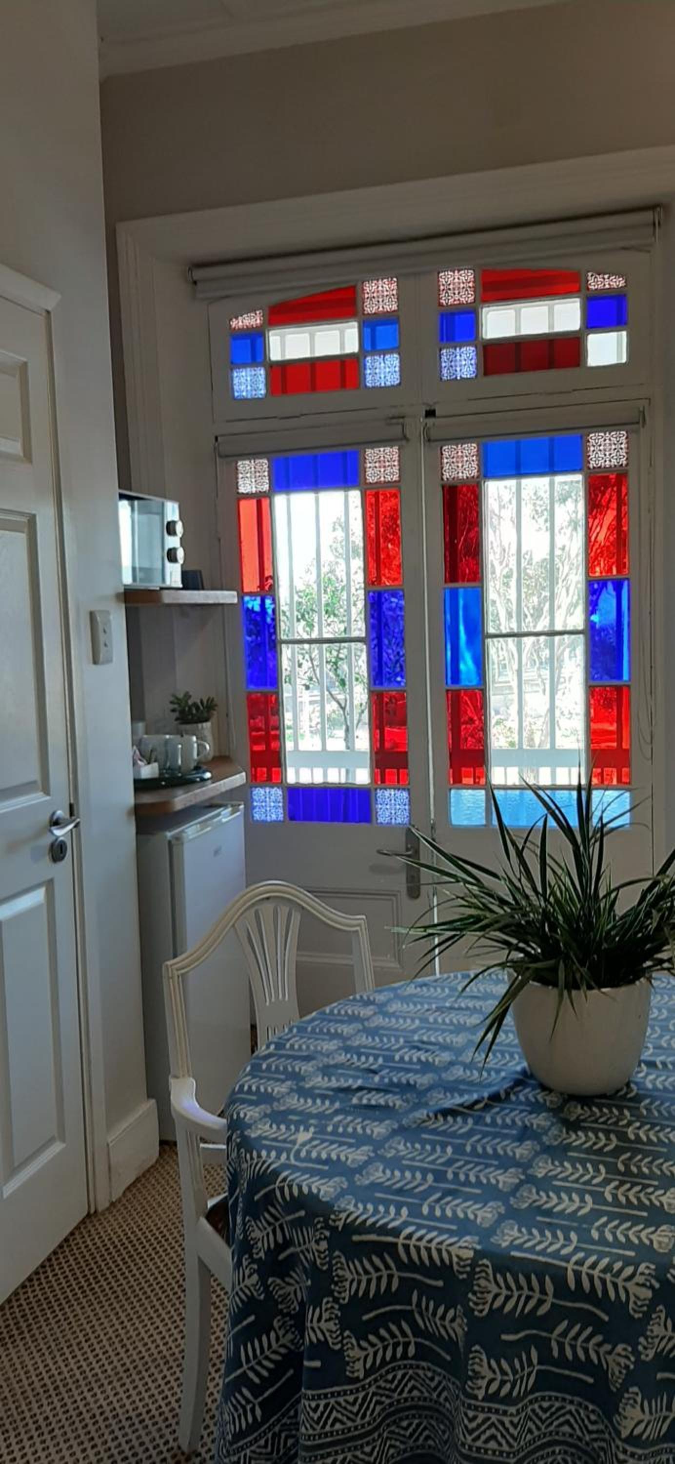 Deluxe Triple Room with Balcony - Photo 9