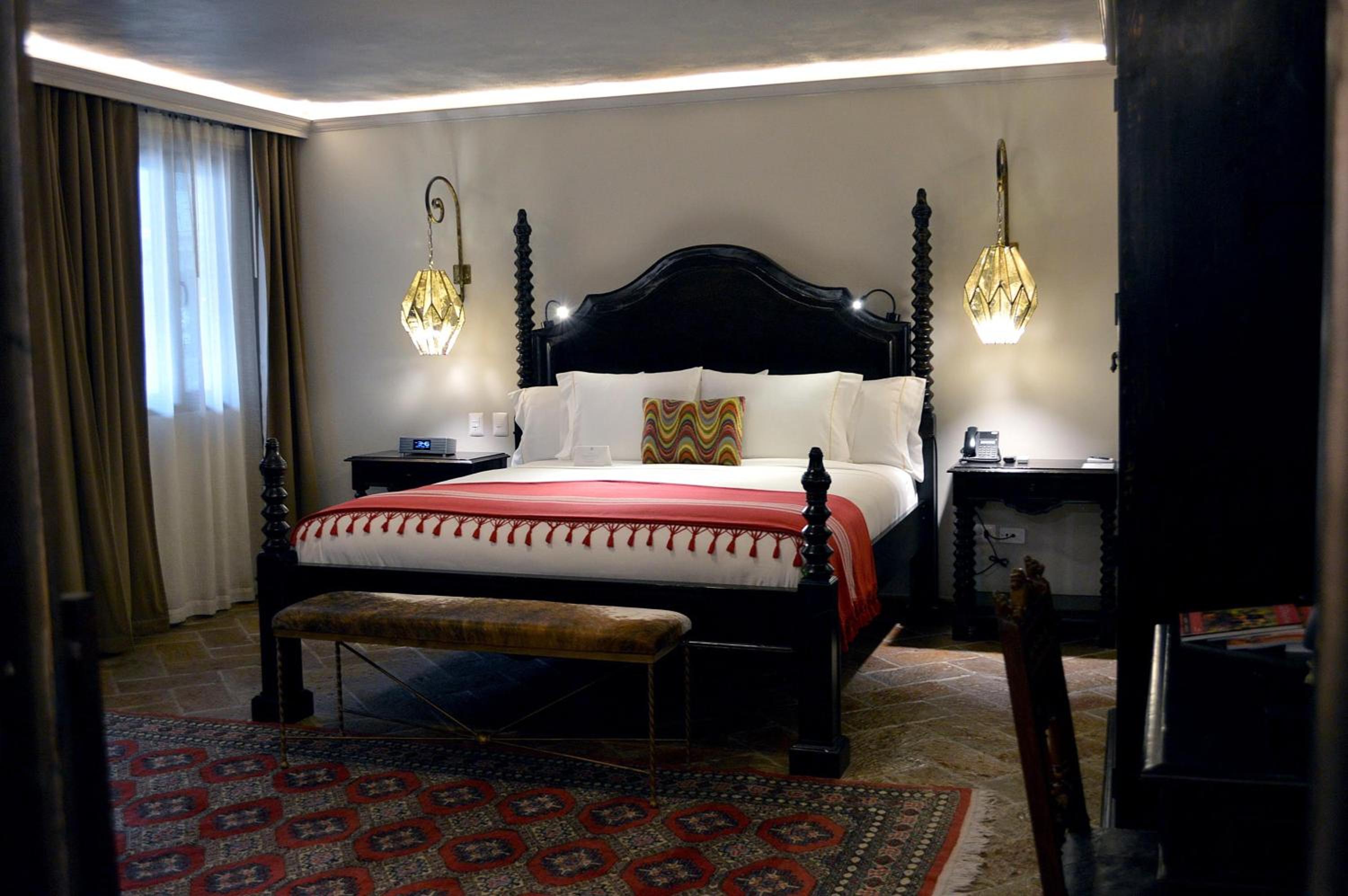 Deluxe Room - Photo 10