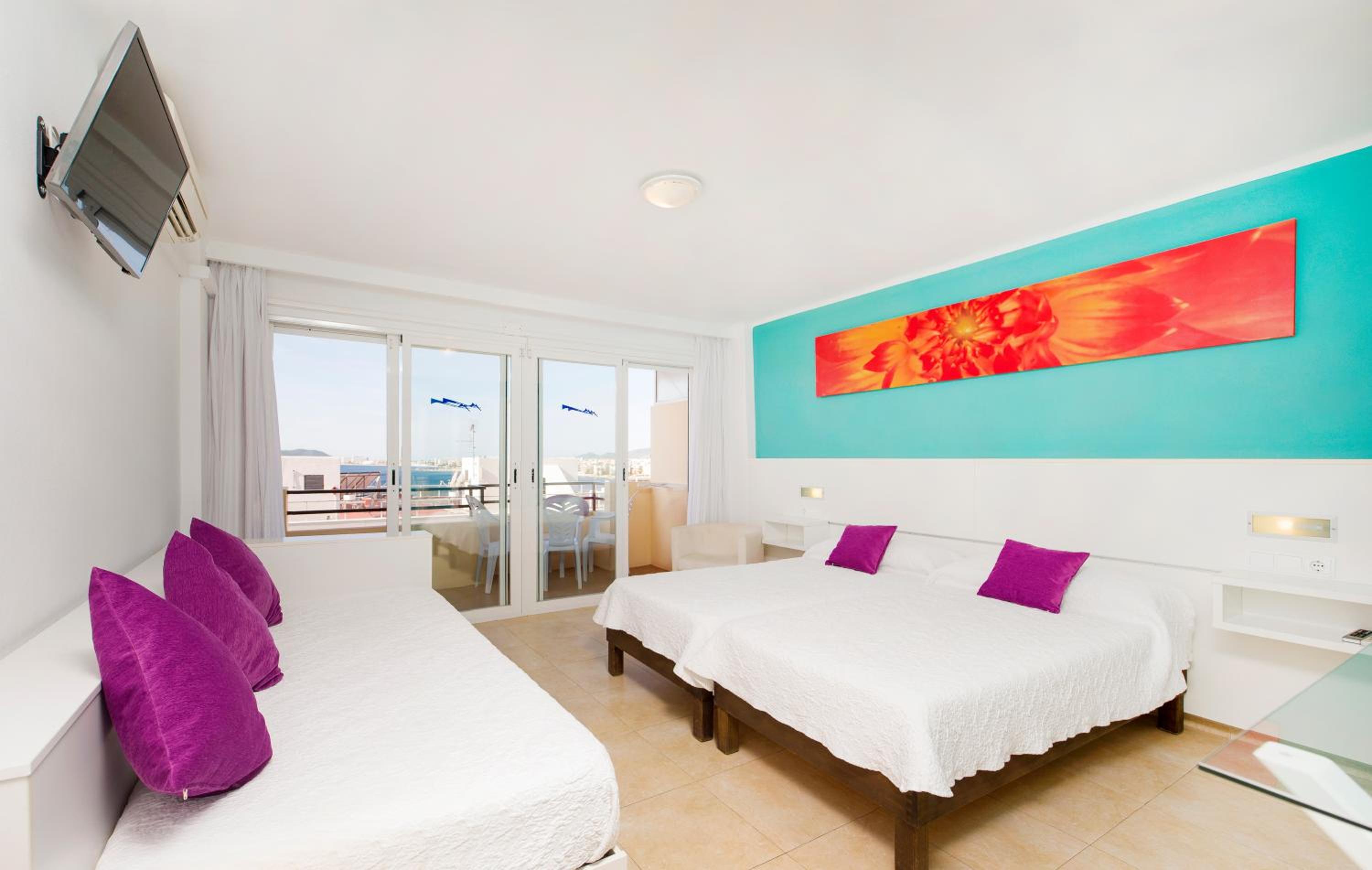 Triple Room - Photo 21