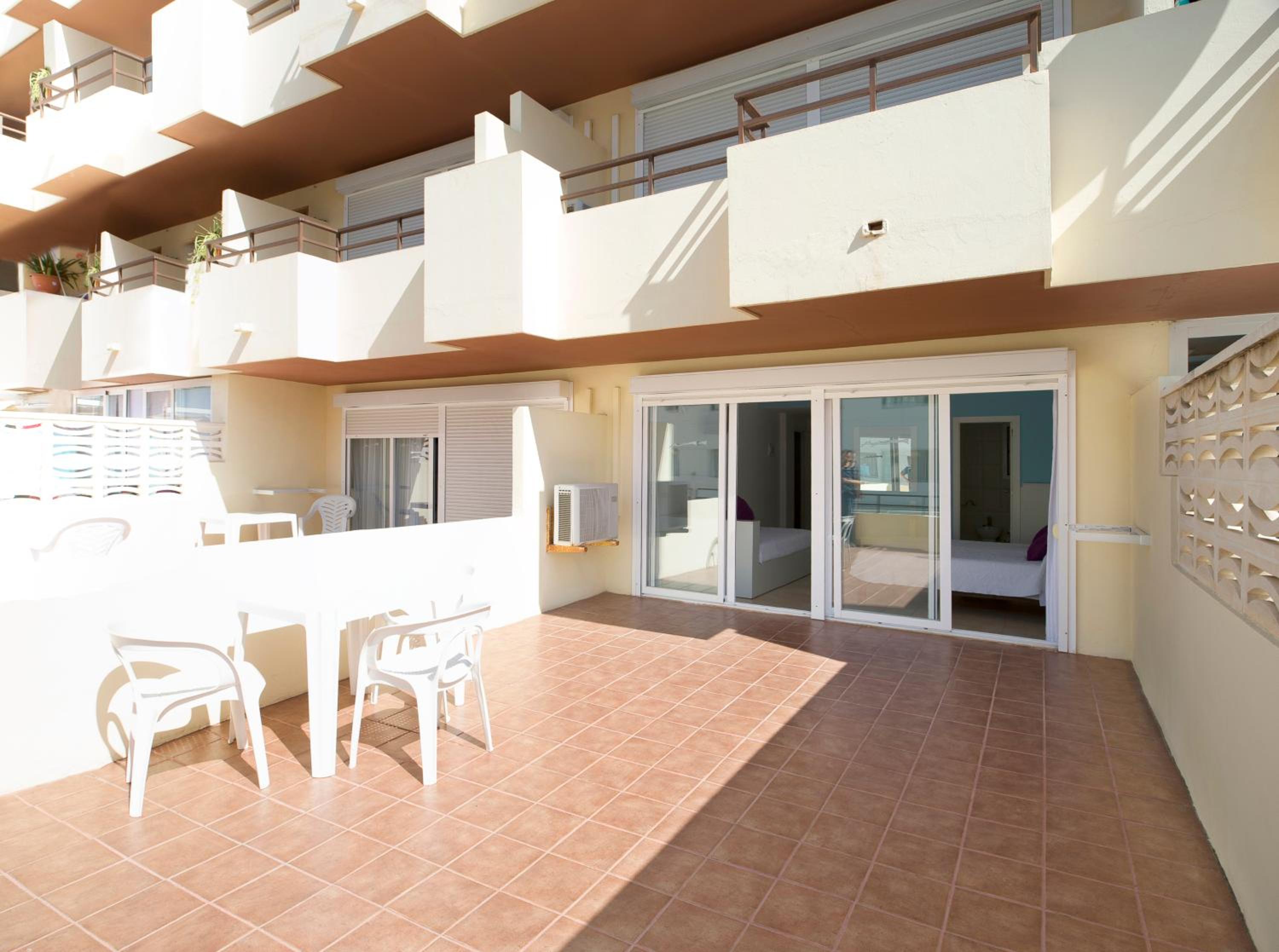 Triple Room - Photo 9