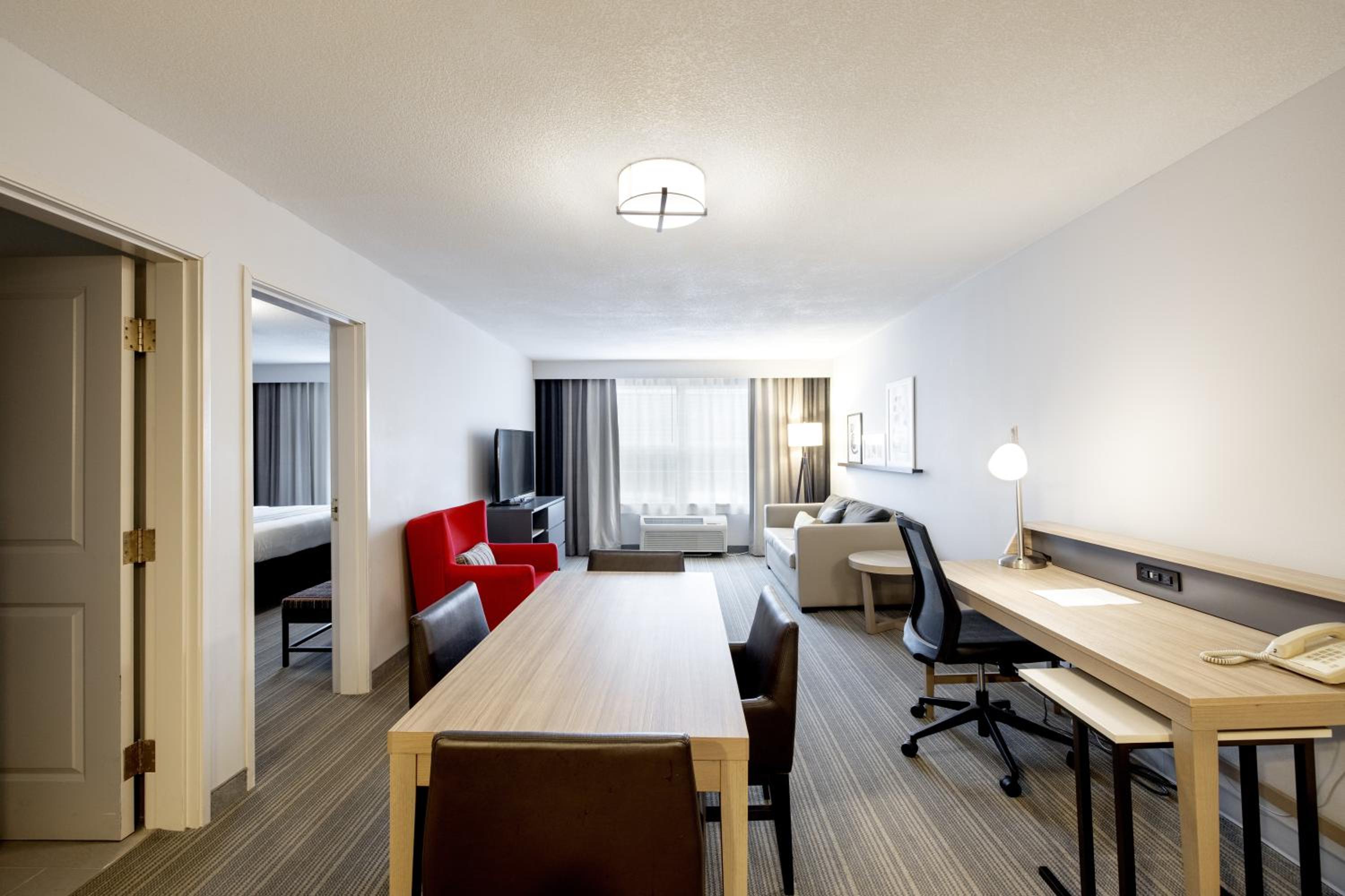 Extended Stay King Suite with Sofa Bed - Non-Smoking - Photo 3