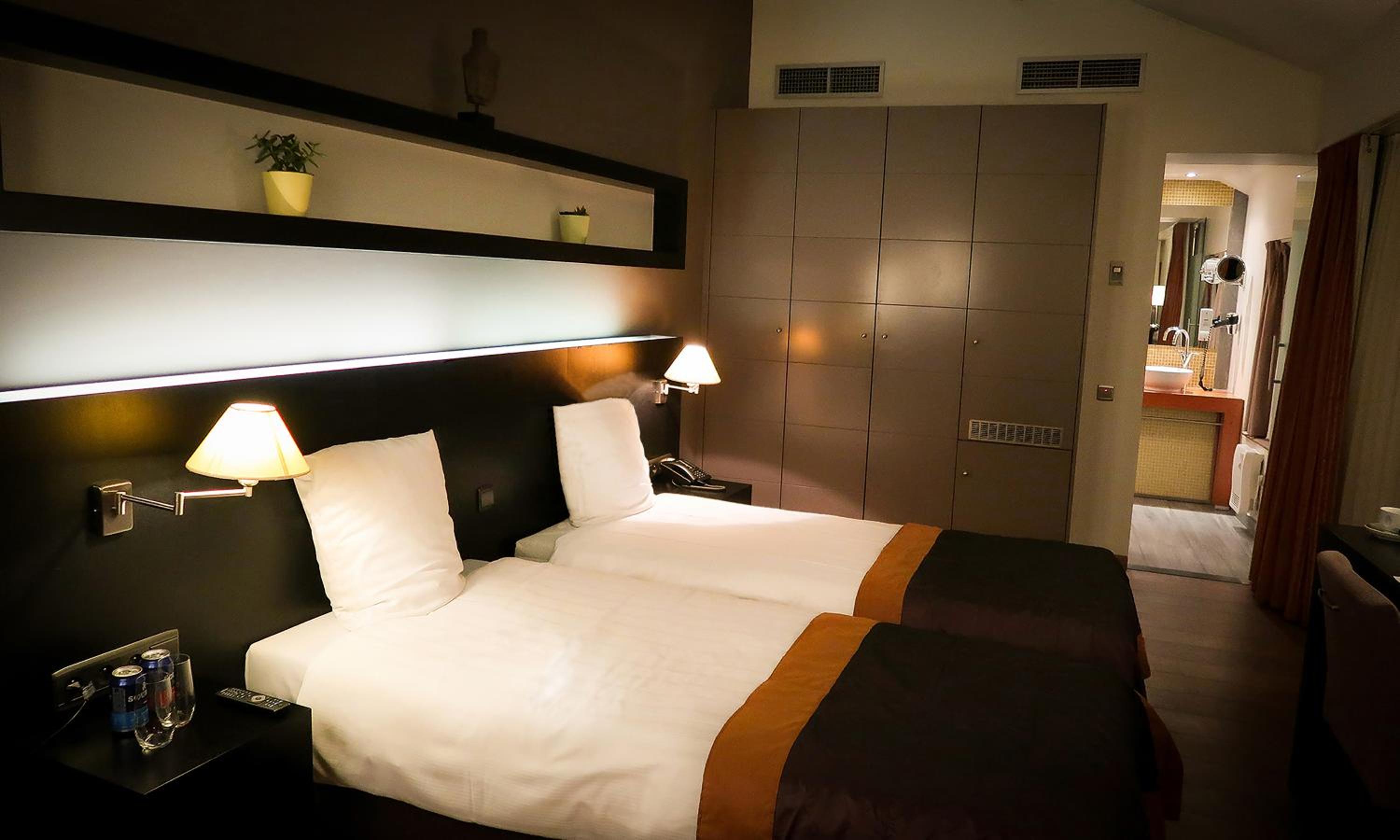 Standard Twin Room photo 1