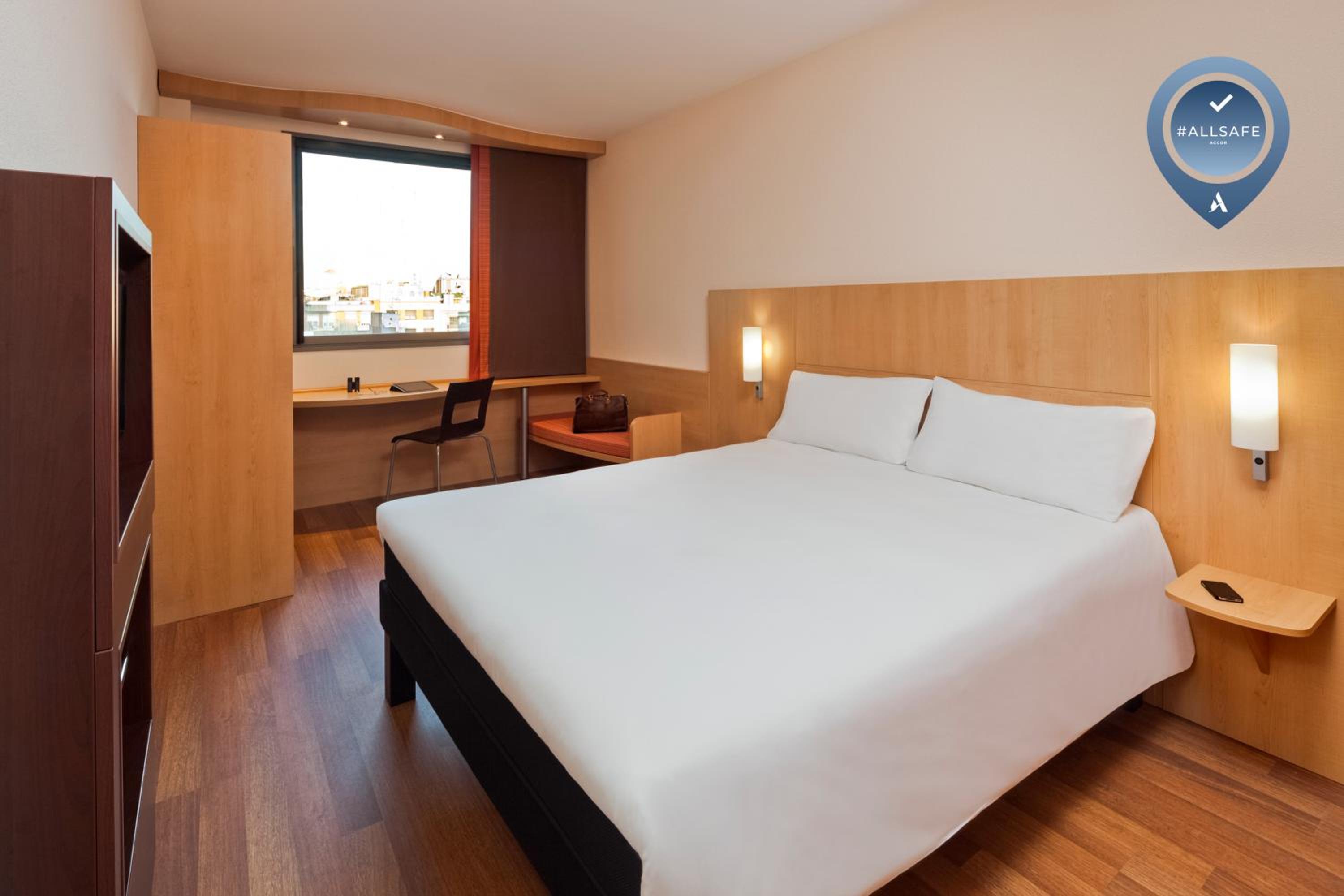 Standard Double Room - Photo 5