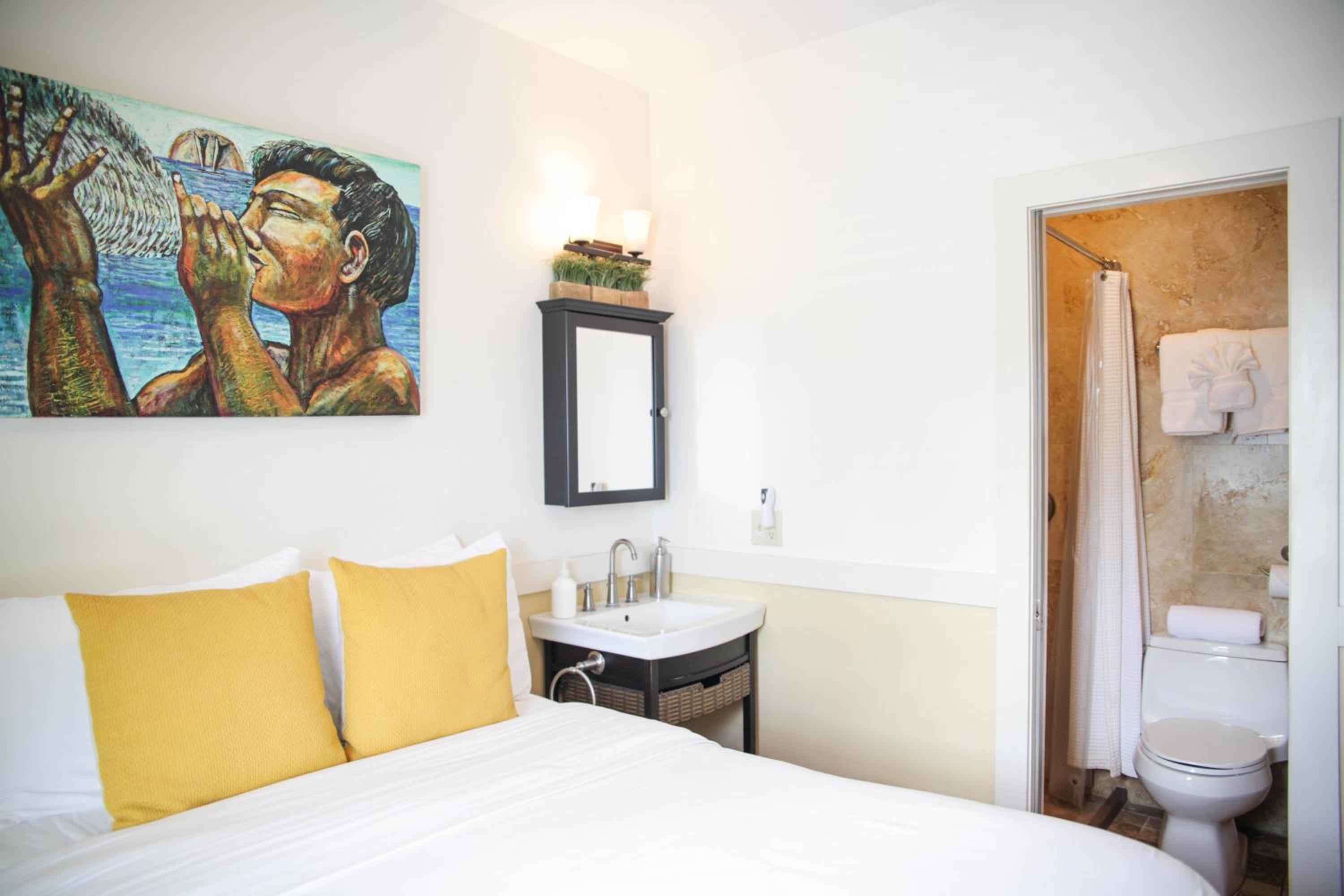 Economy Double Room photo 2