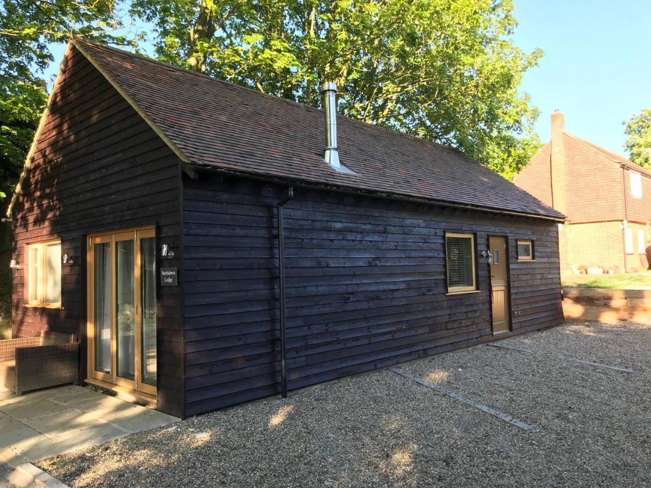 Two-Bedroom House photo 2