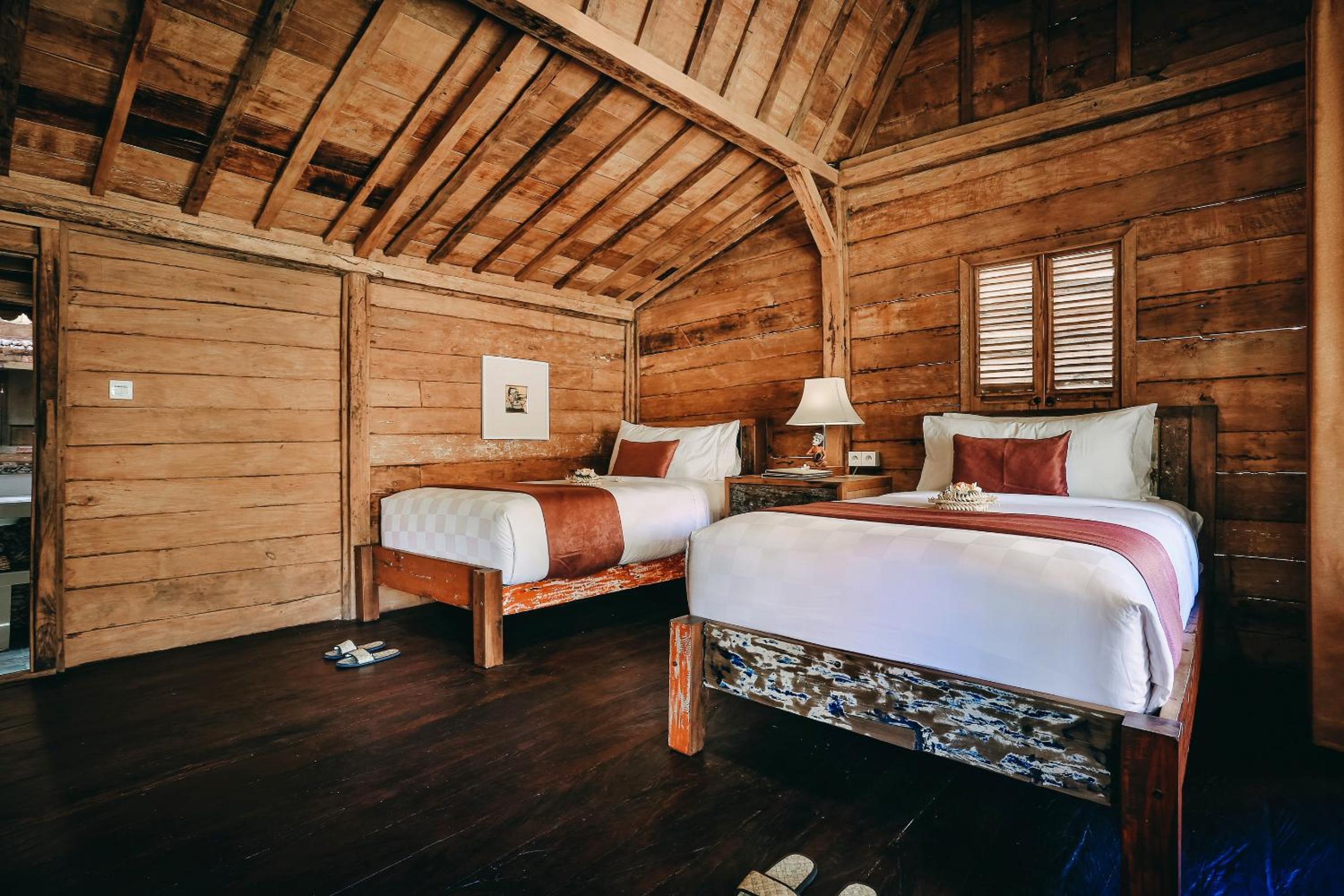 Deluxe Wooden Bungalow Twin - Photo 4