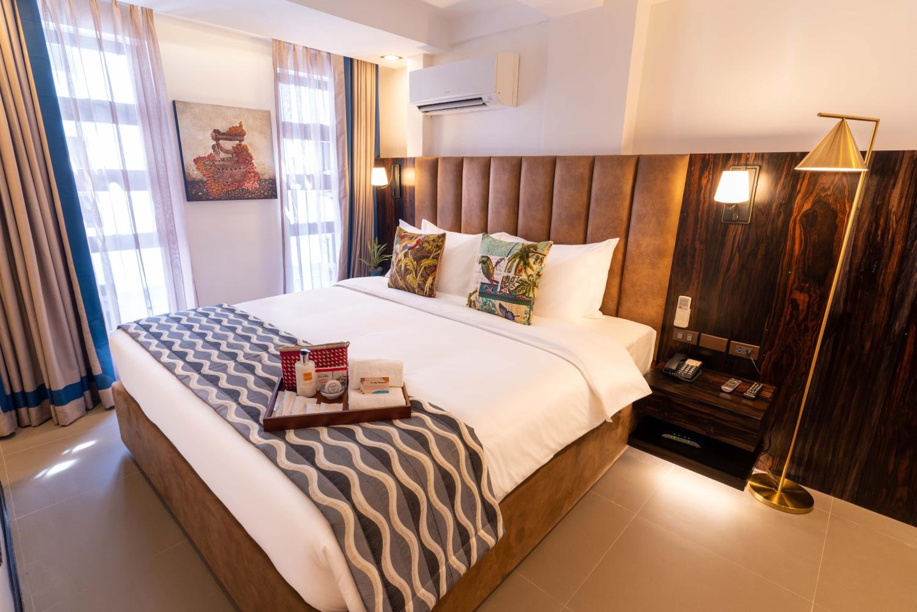 Luxury Room - Photo 2