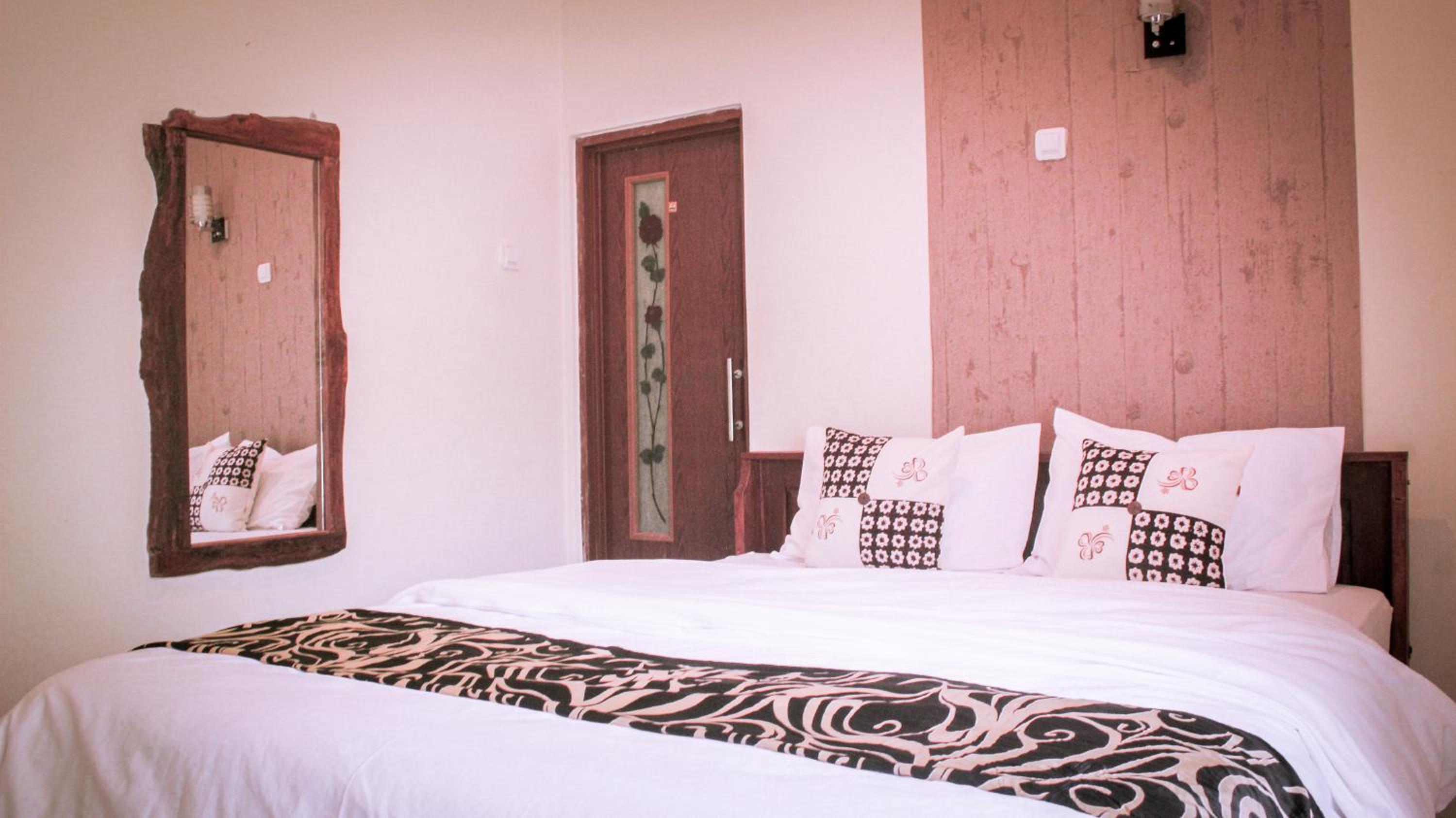 Deluxe Double Room - Photo 1