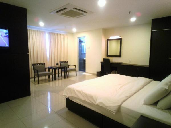 Executive Suite photo 3