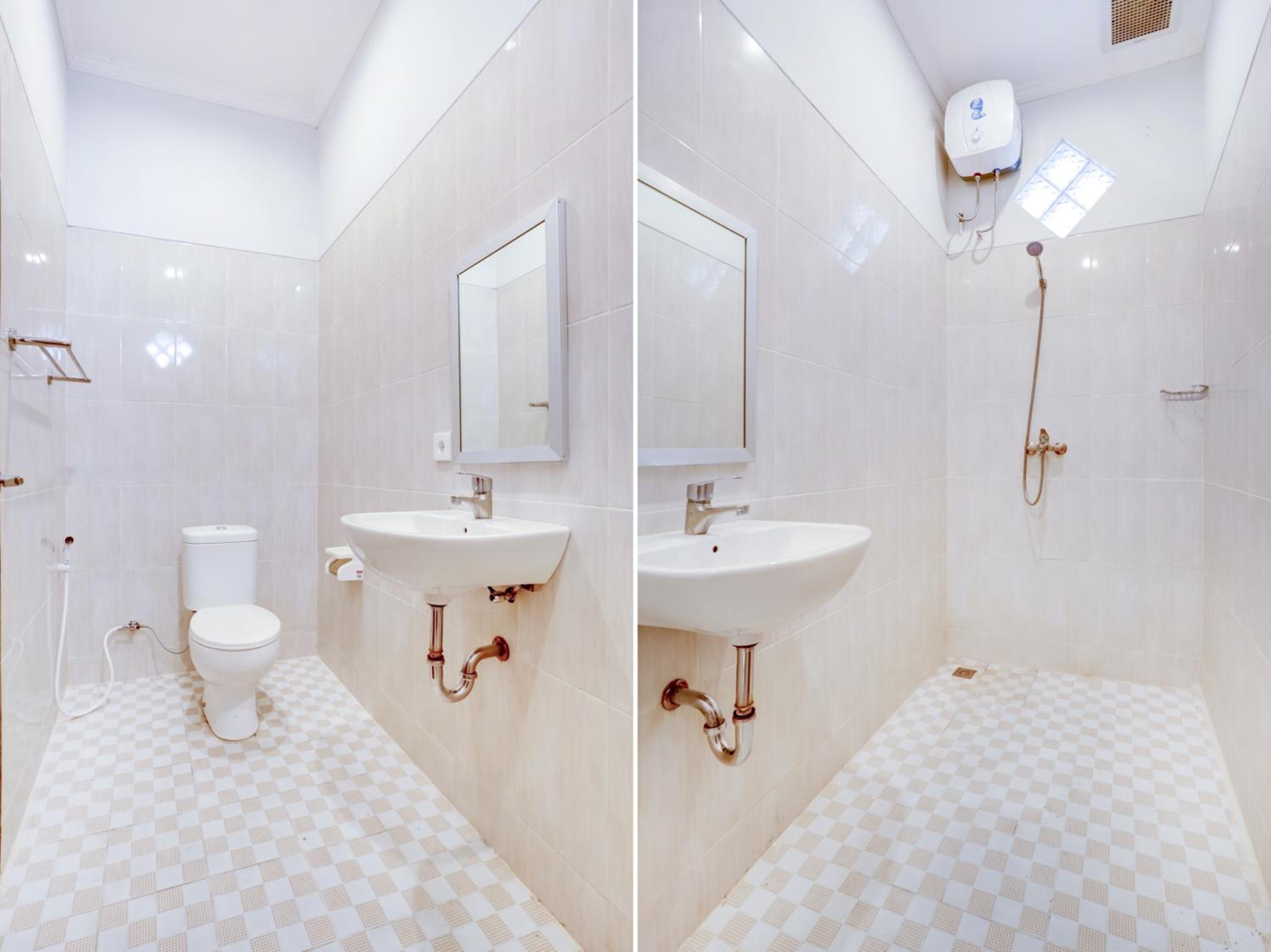 Deluxe Double Room - Photo 9