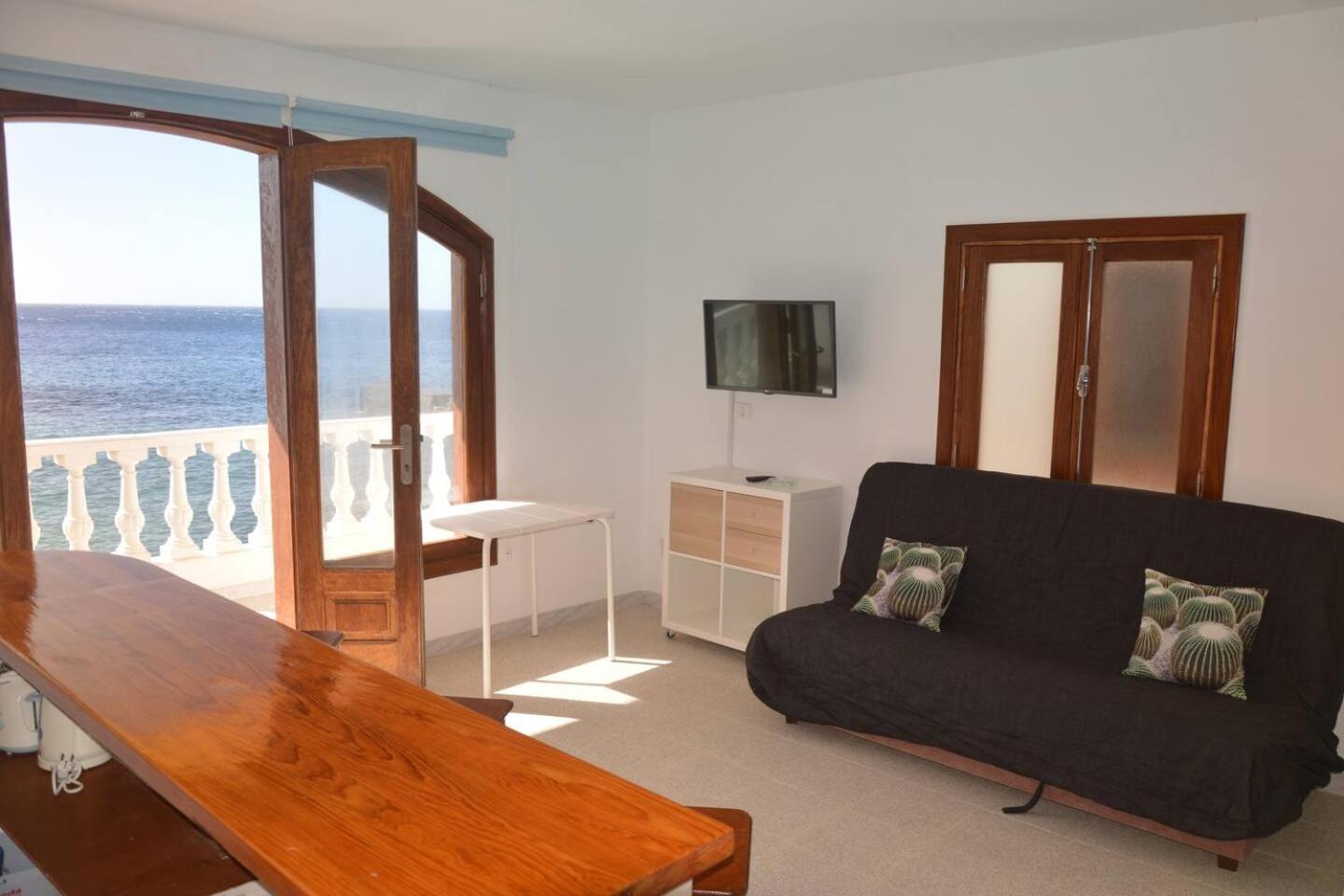 Apartamento con Balcón
