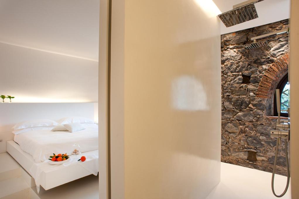 Standard Double Room - Photo 2