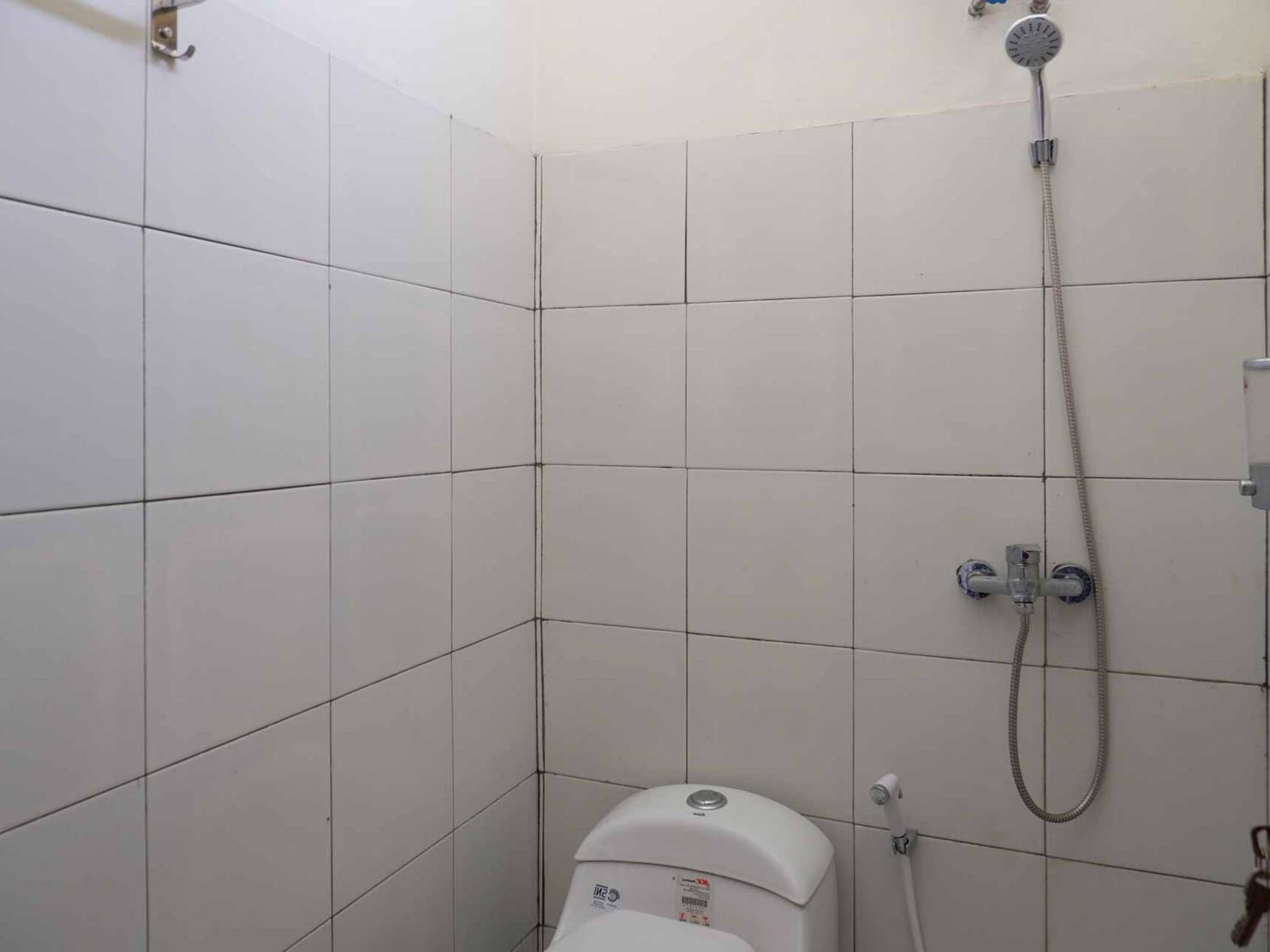 Standard Double Room - Photo 4